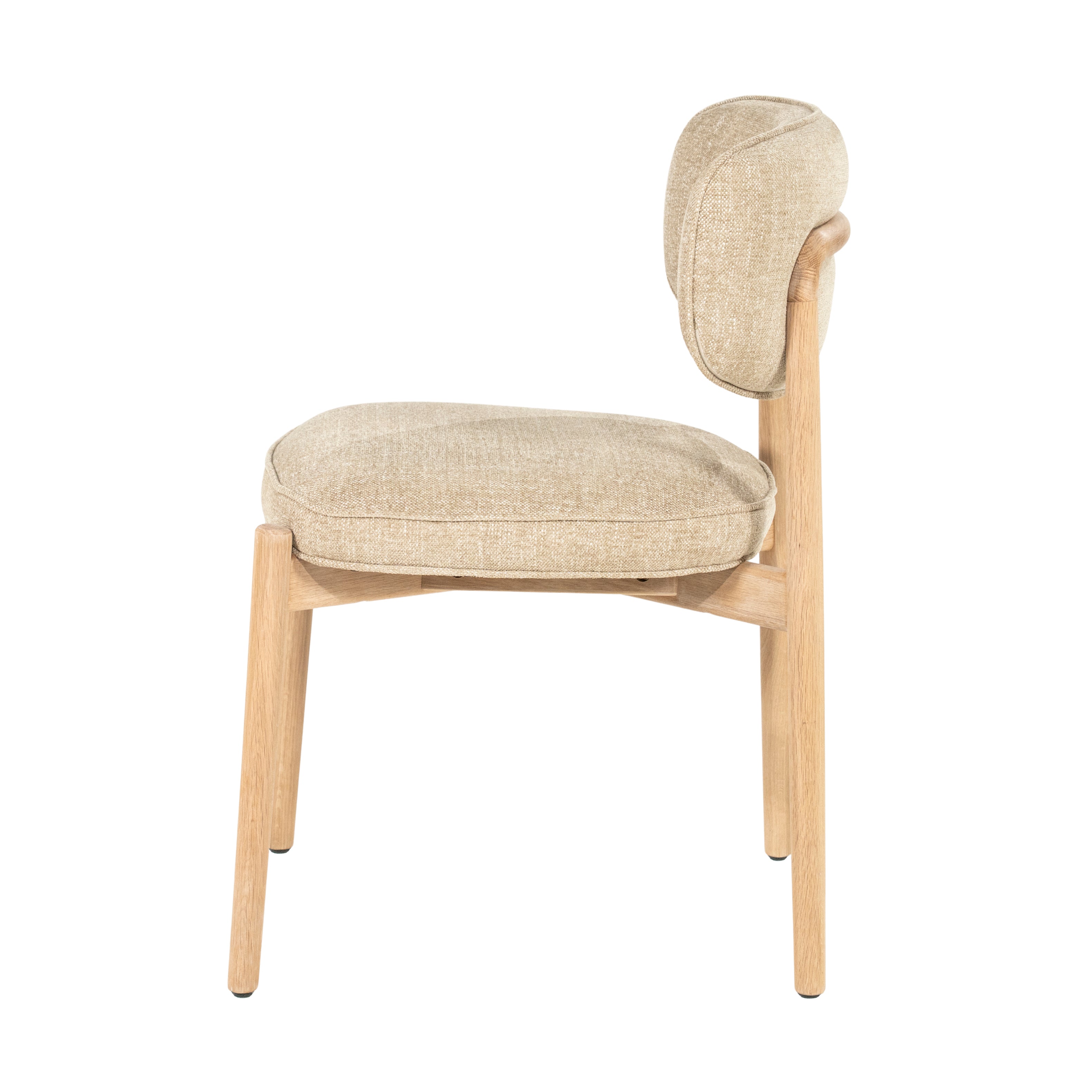 Beige RUNE stoel met een lichte eiken basis