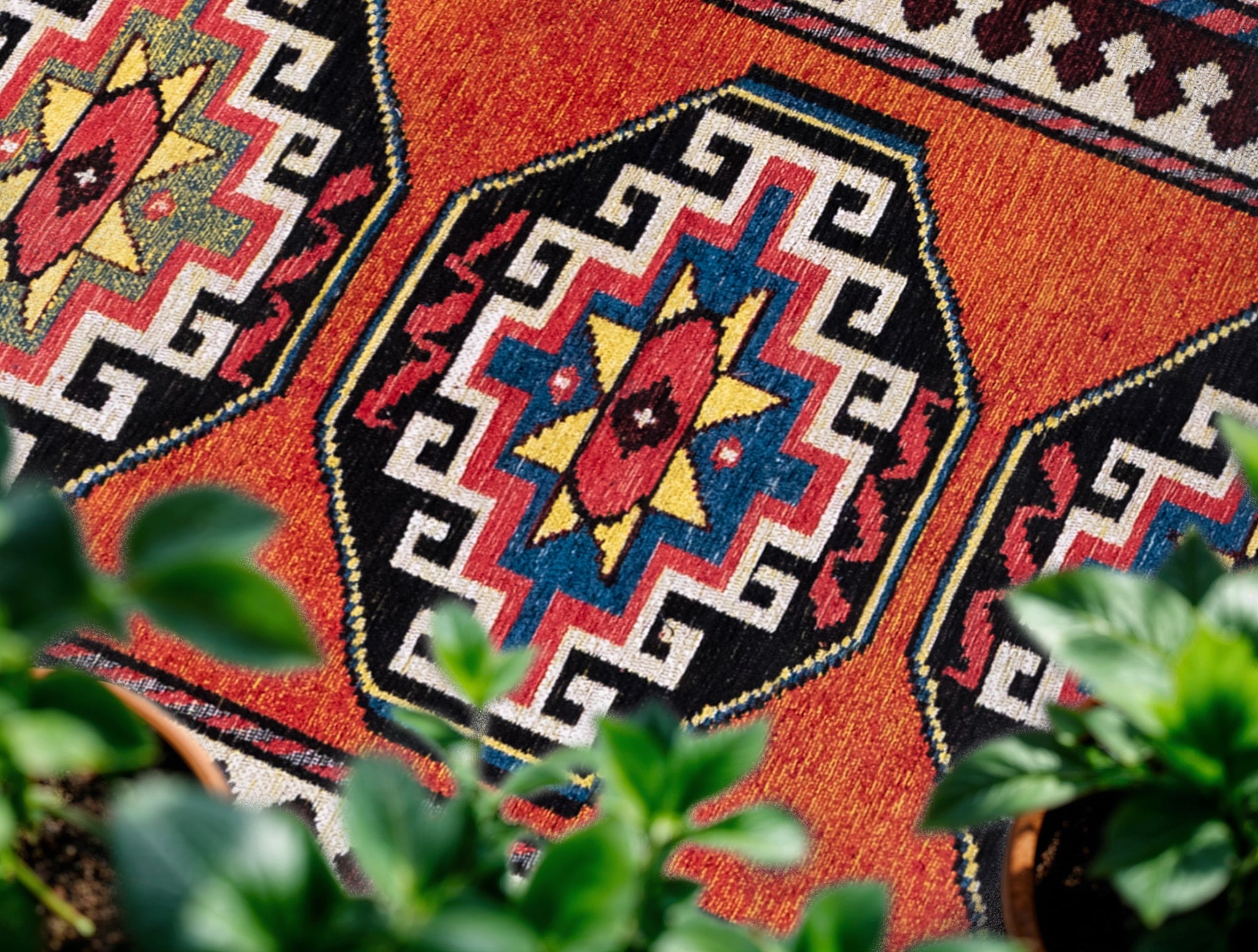 ANTALIA RED MIX rug red