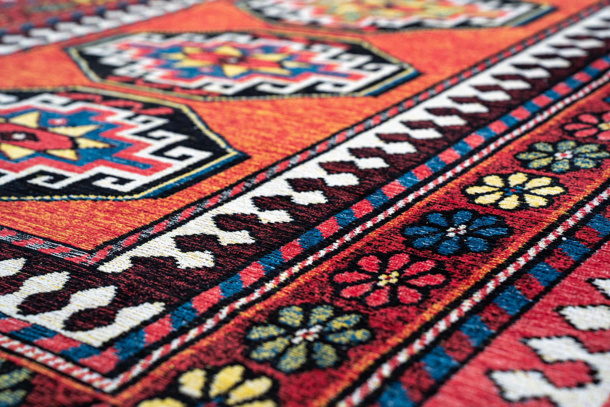 ANTALIA RED MIX rug red