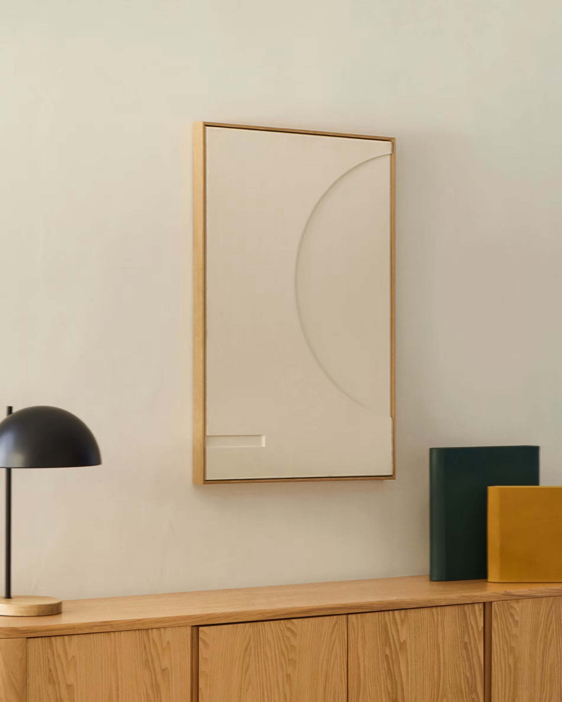 SEFRI Canvas Art in White with Round Shape