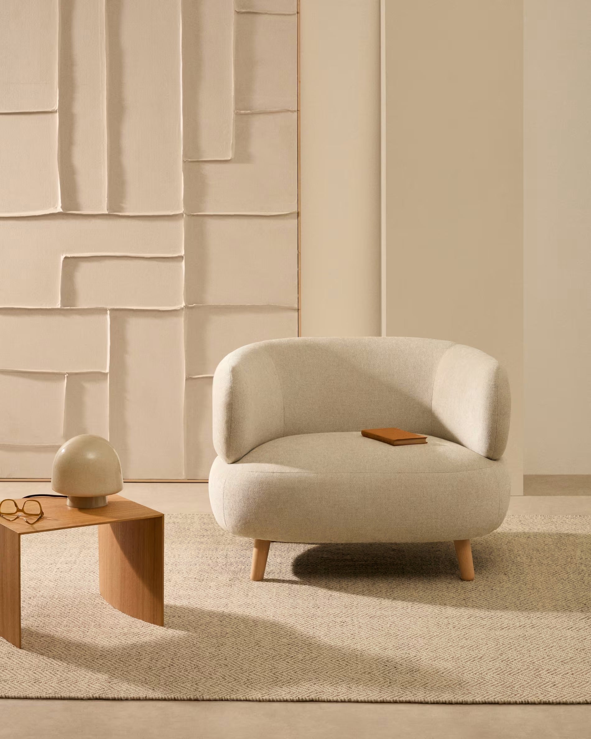 LUISA armchair in pearl chenille with a solid beech wood base