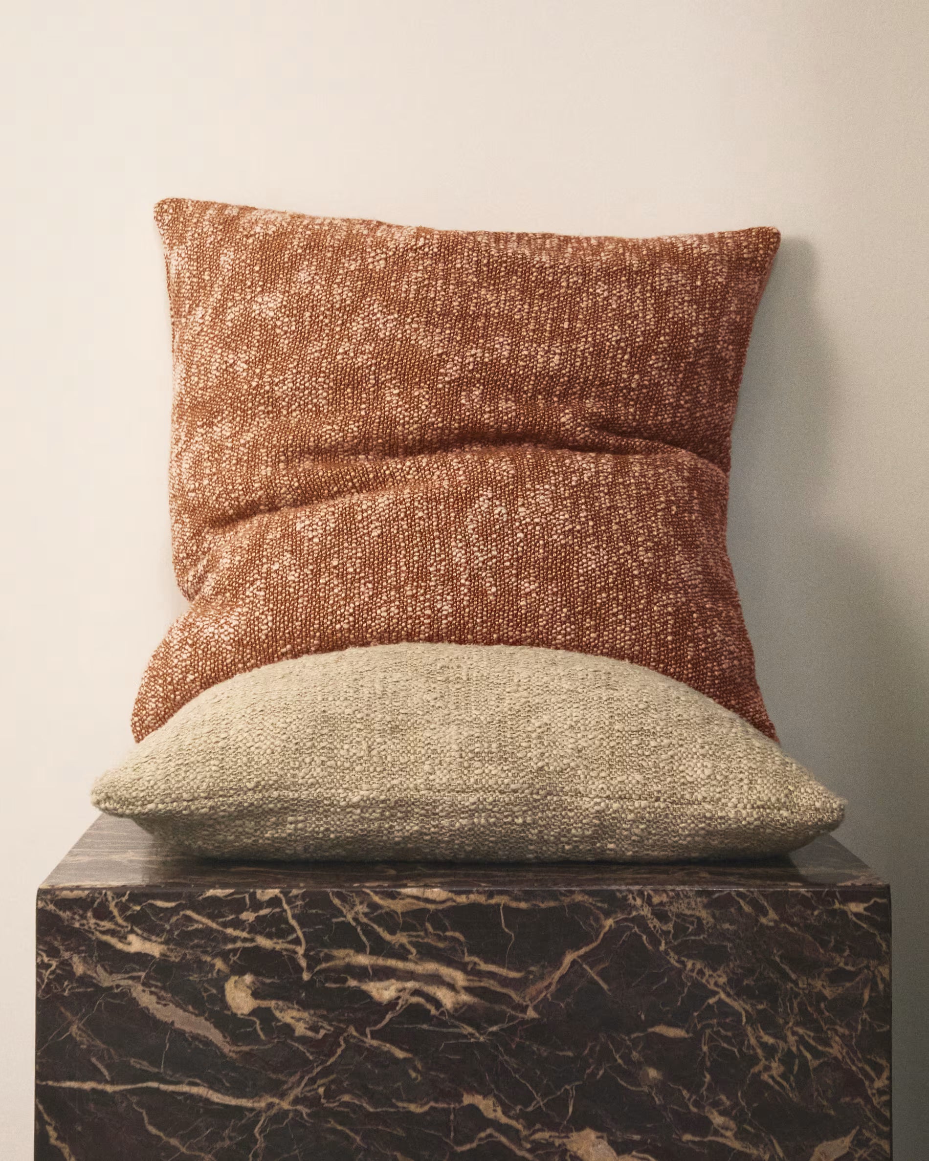 MEVINA cushion cover orange with beige