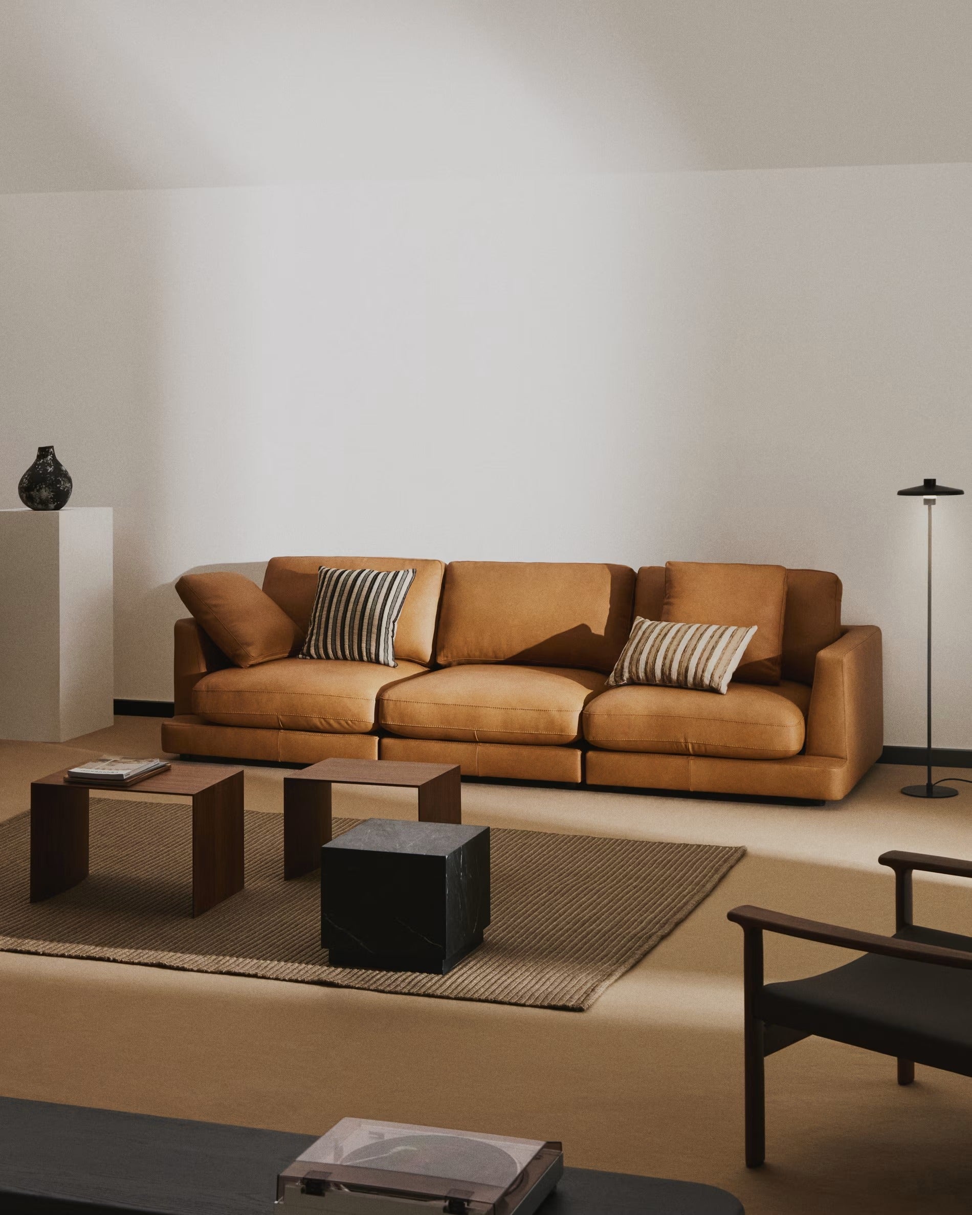 4-seater GALA sofa natural leather