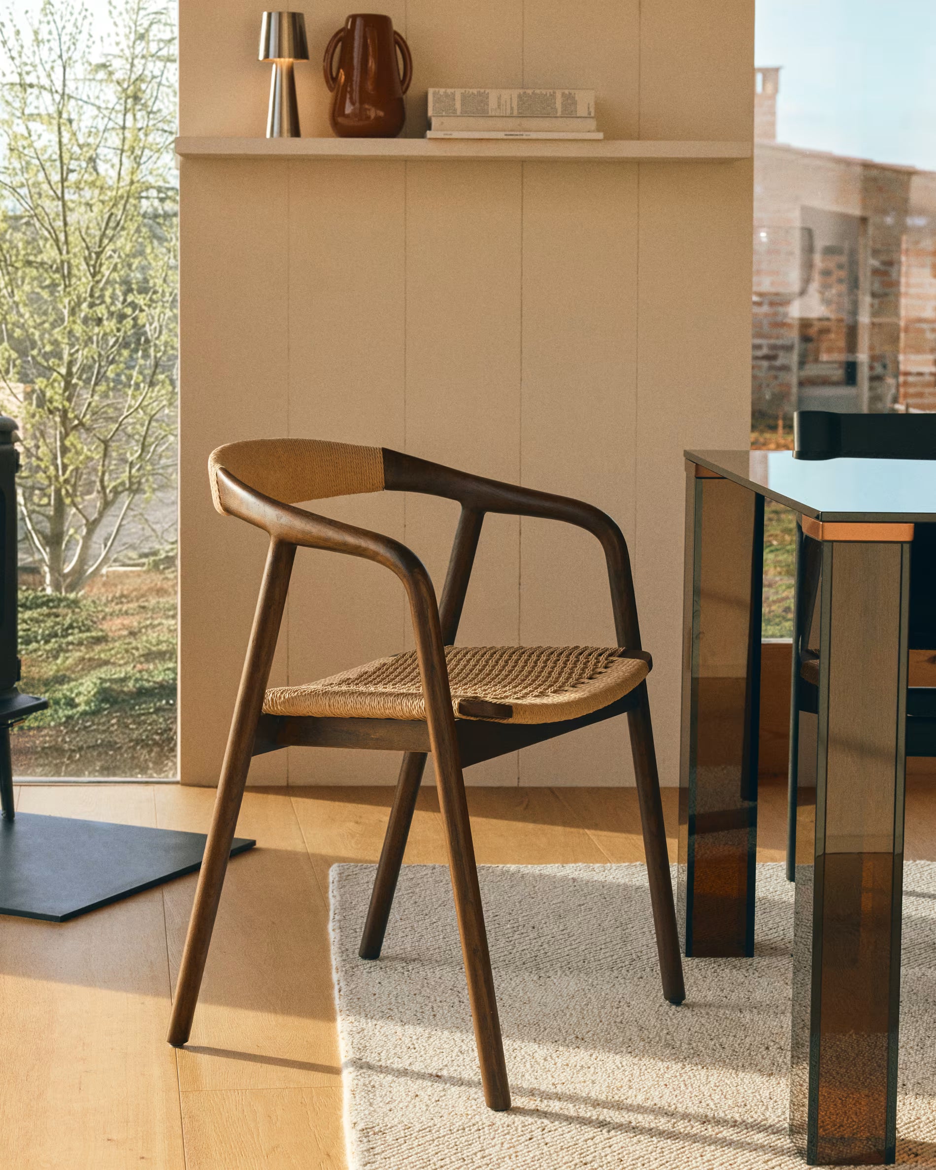 Stuhl DERILE beige mit Holzgestell