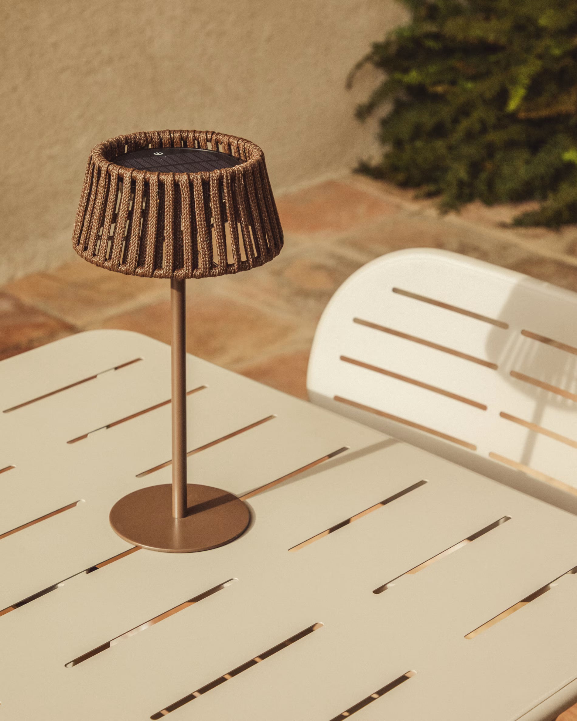 Zonne-energie tuinlamp ALDET bruin