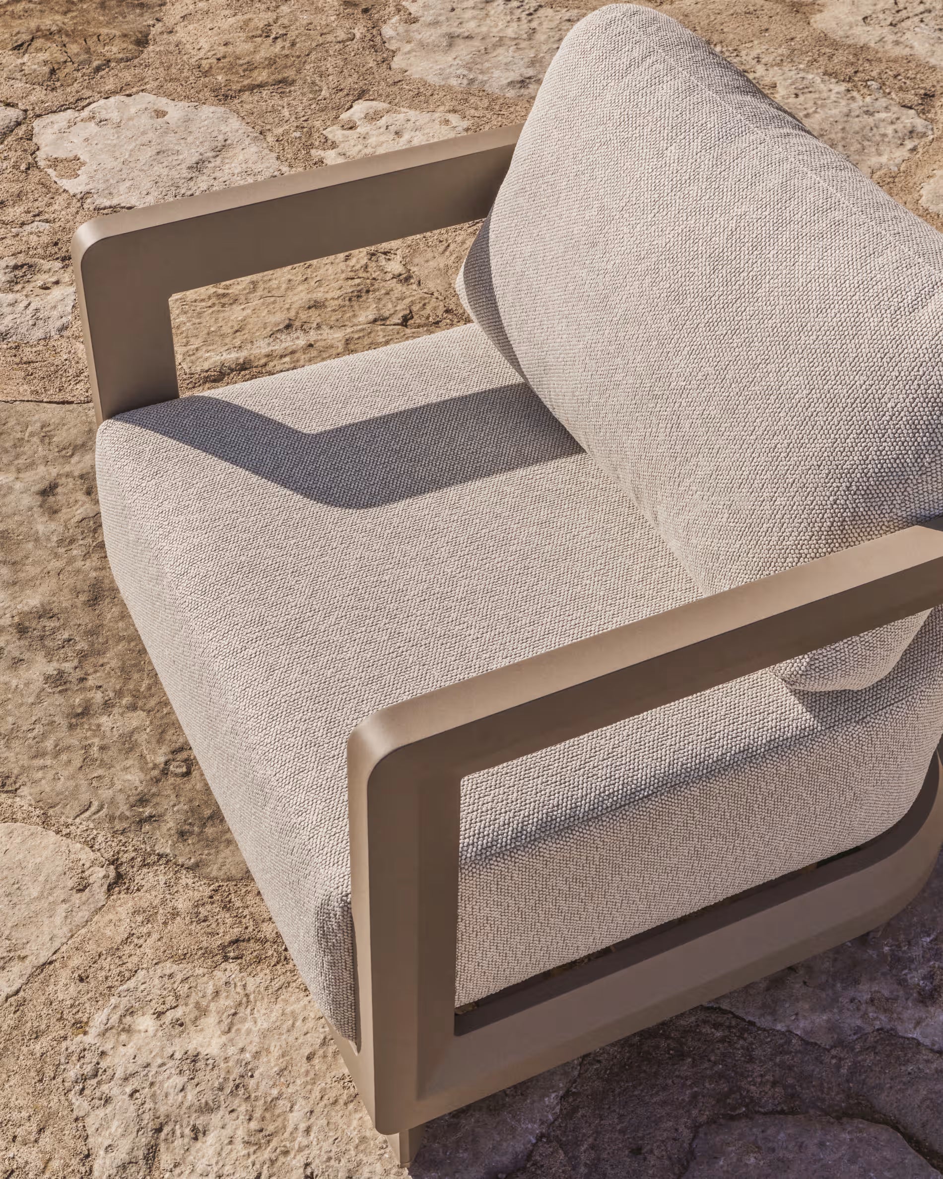 Tuinstoel NERANO lichtbeige met grijsbeige basis