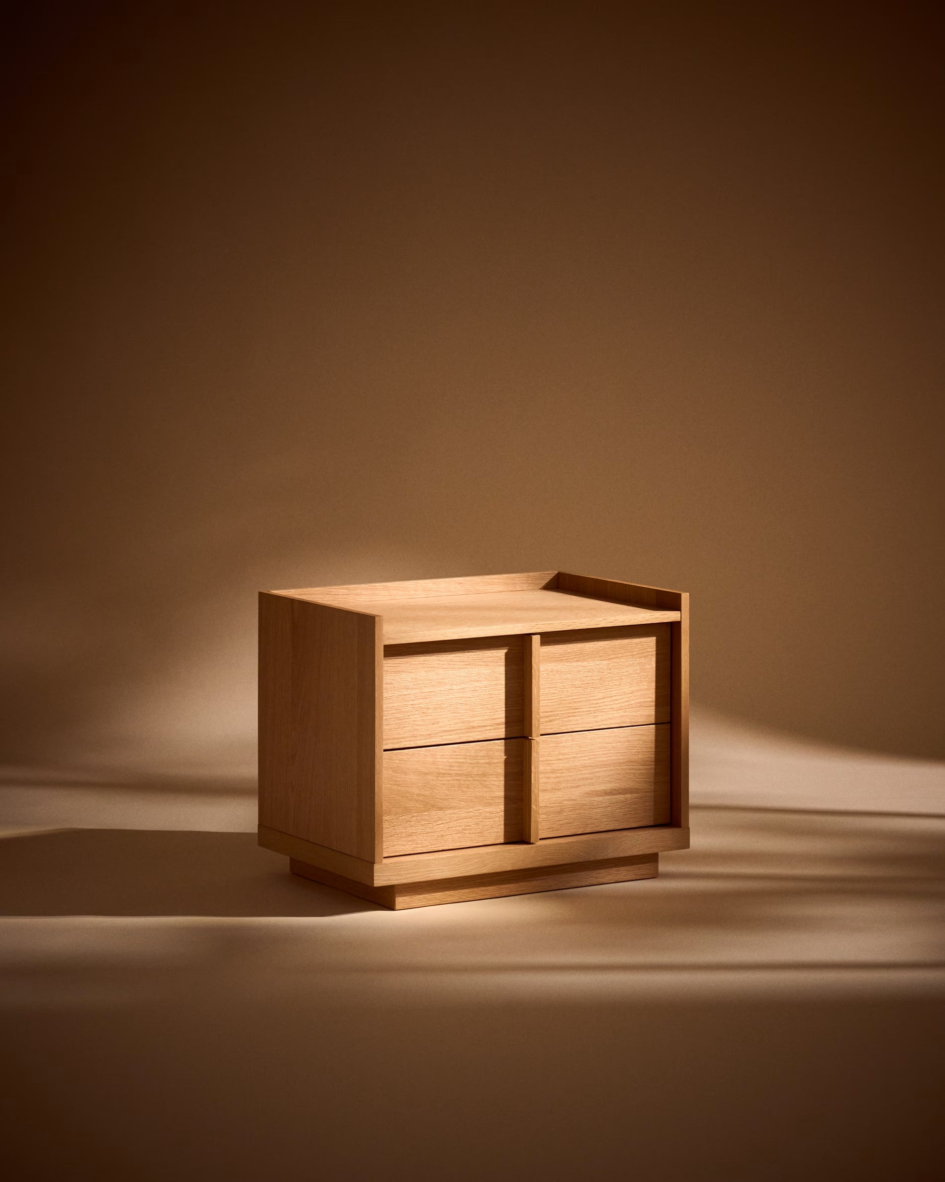 ONIX Nightstand Oak Veneer