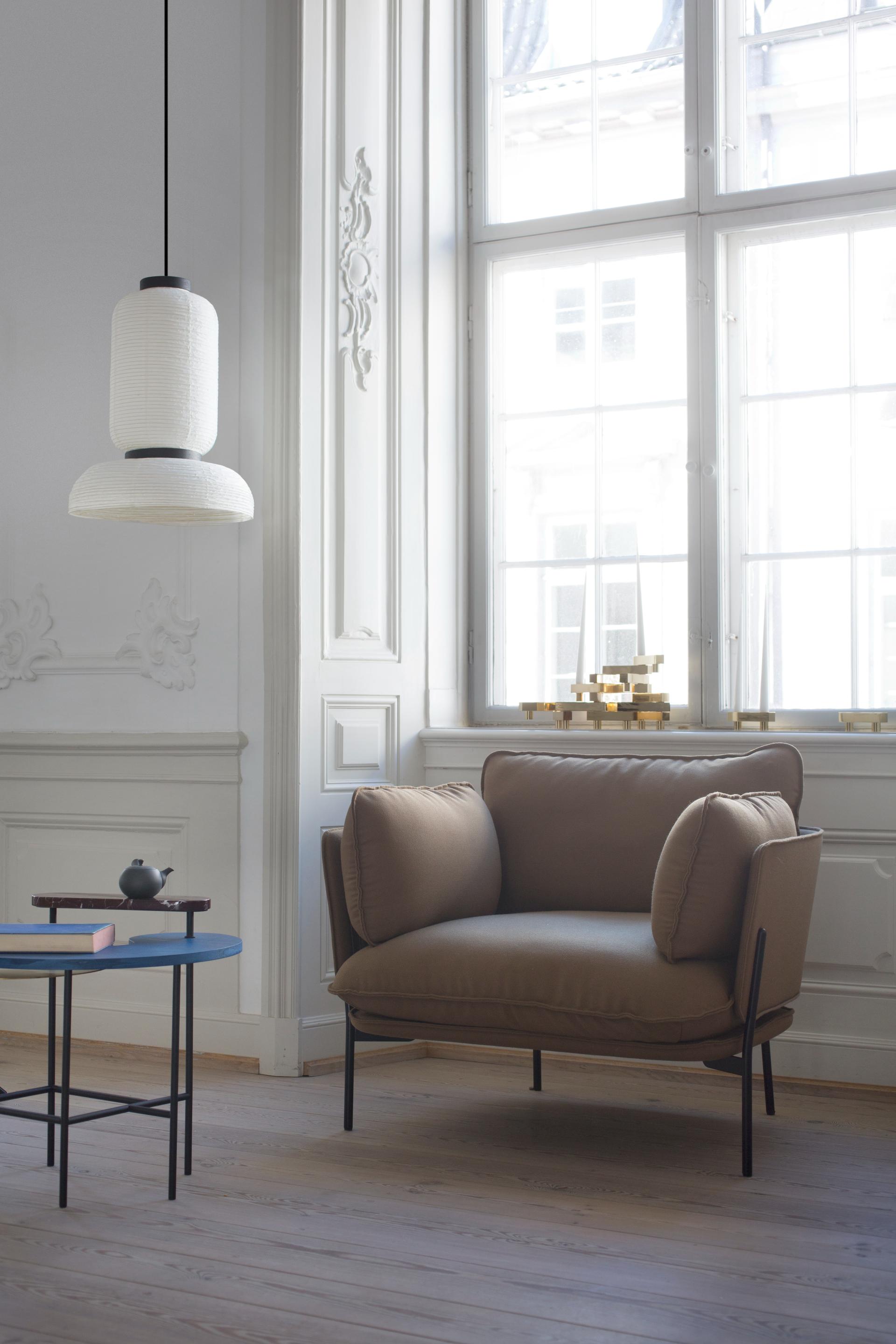 Hanglamp FORMAKAMI JH3 met witte papieren kap en zwart eiken afwerking