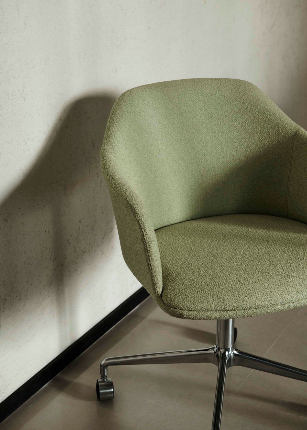 Bureau stoel RELY HW51 gestoffeerd met aluminium basis