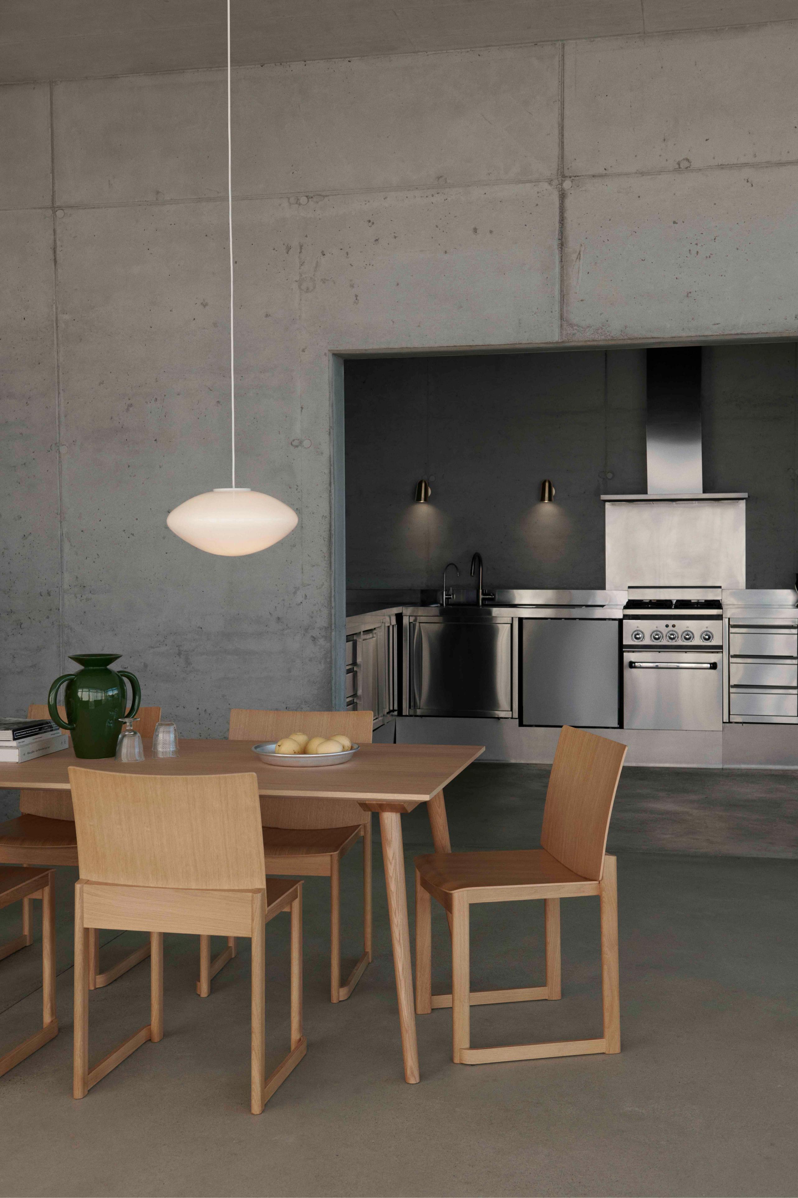 Stoel ALLWOOD AV35 gelakt eiken