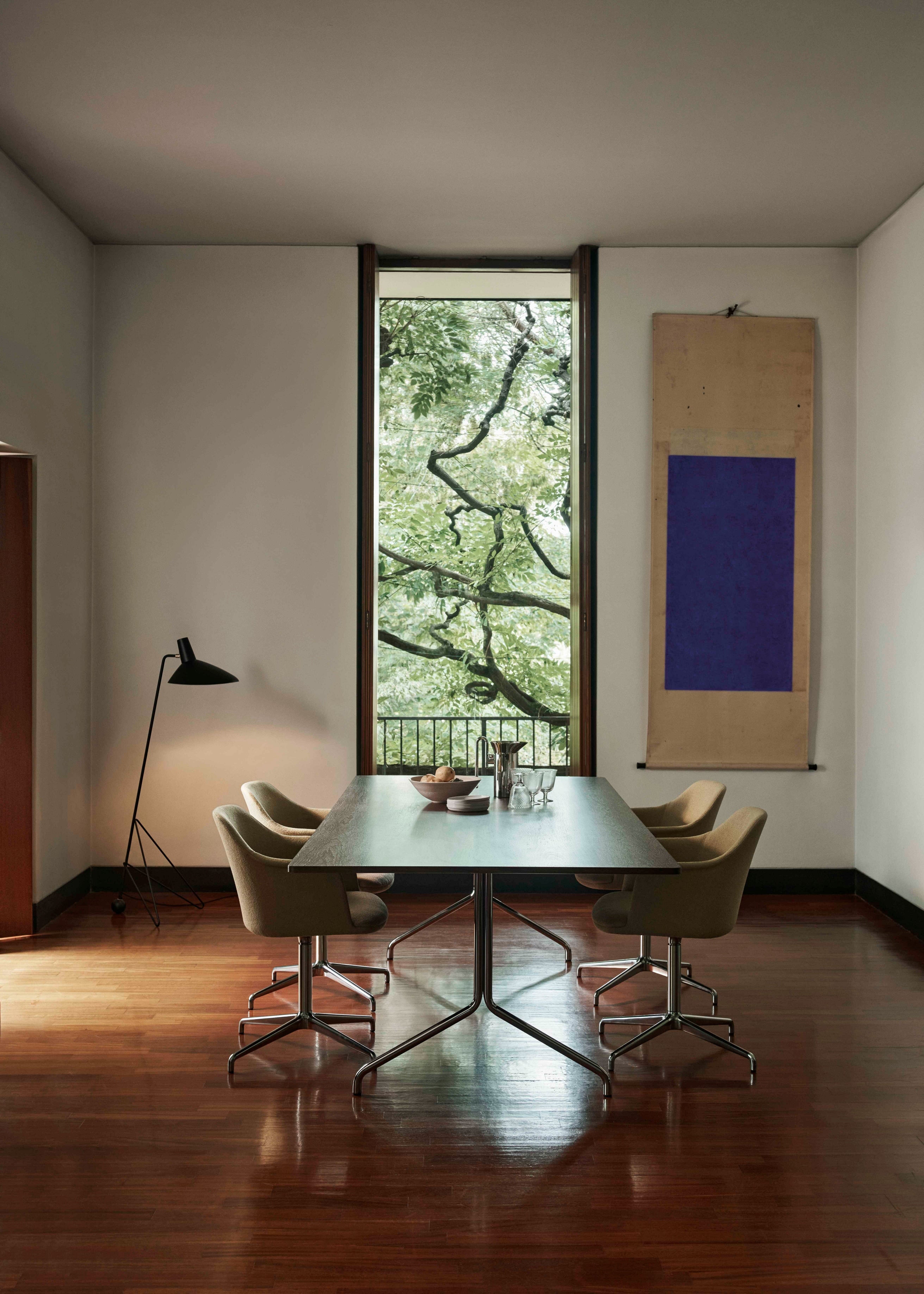 Gecoate eiken PAVILION tafel met verchroomde basis