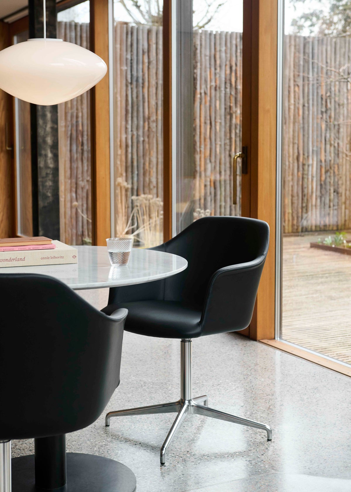 Bureau stoel RELY HW38 rood met een zwarte aluminium basis