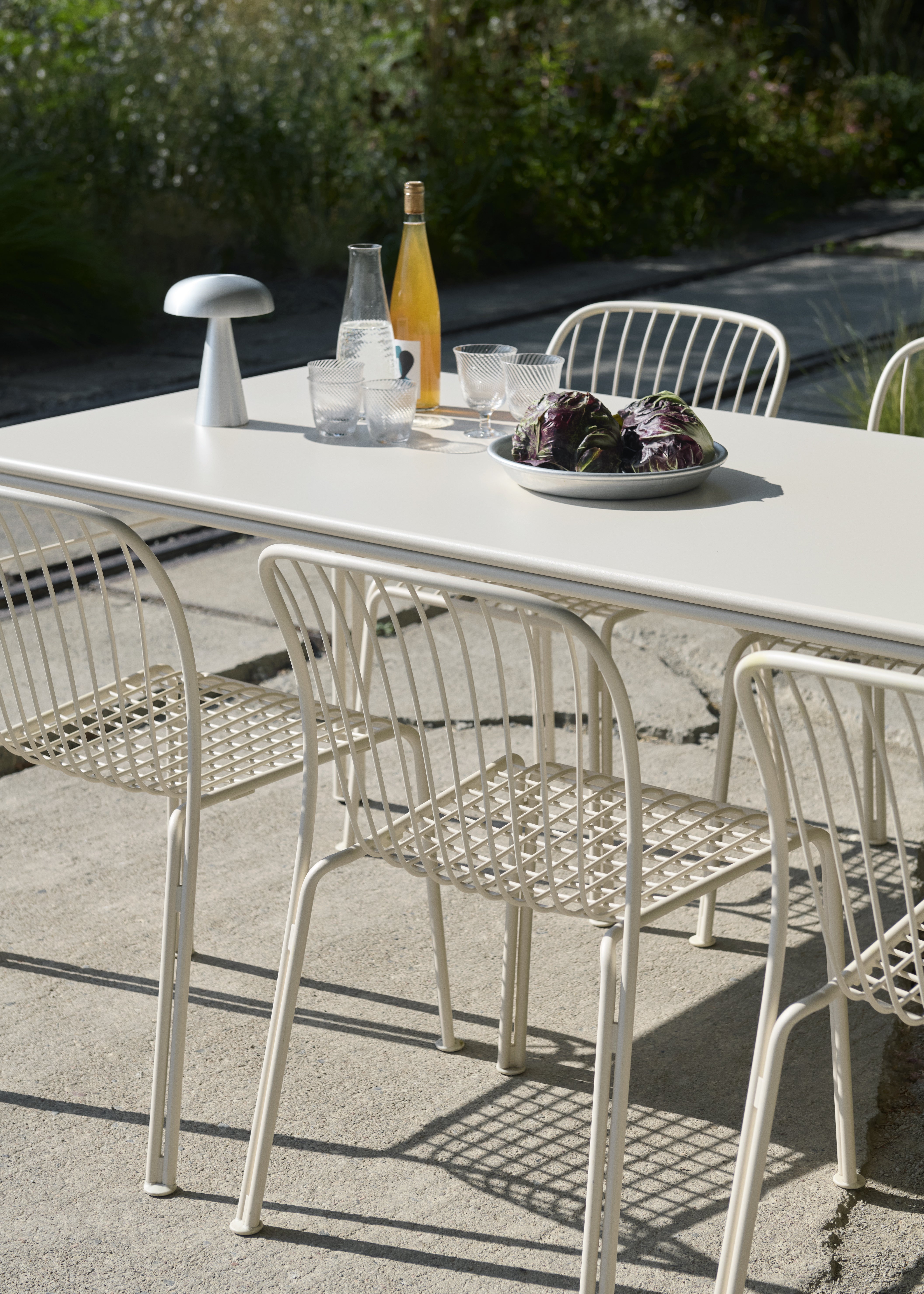 Buiten tafel THORVALD ivoor