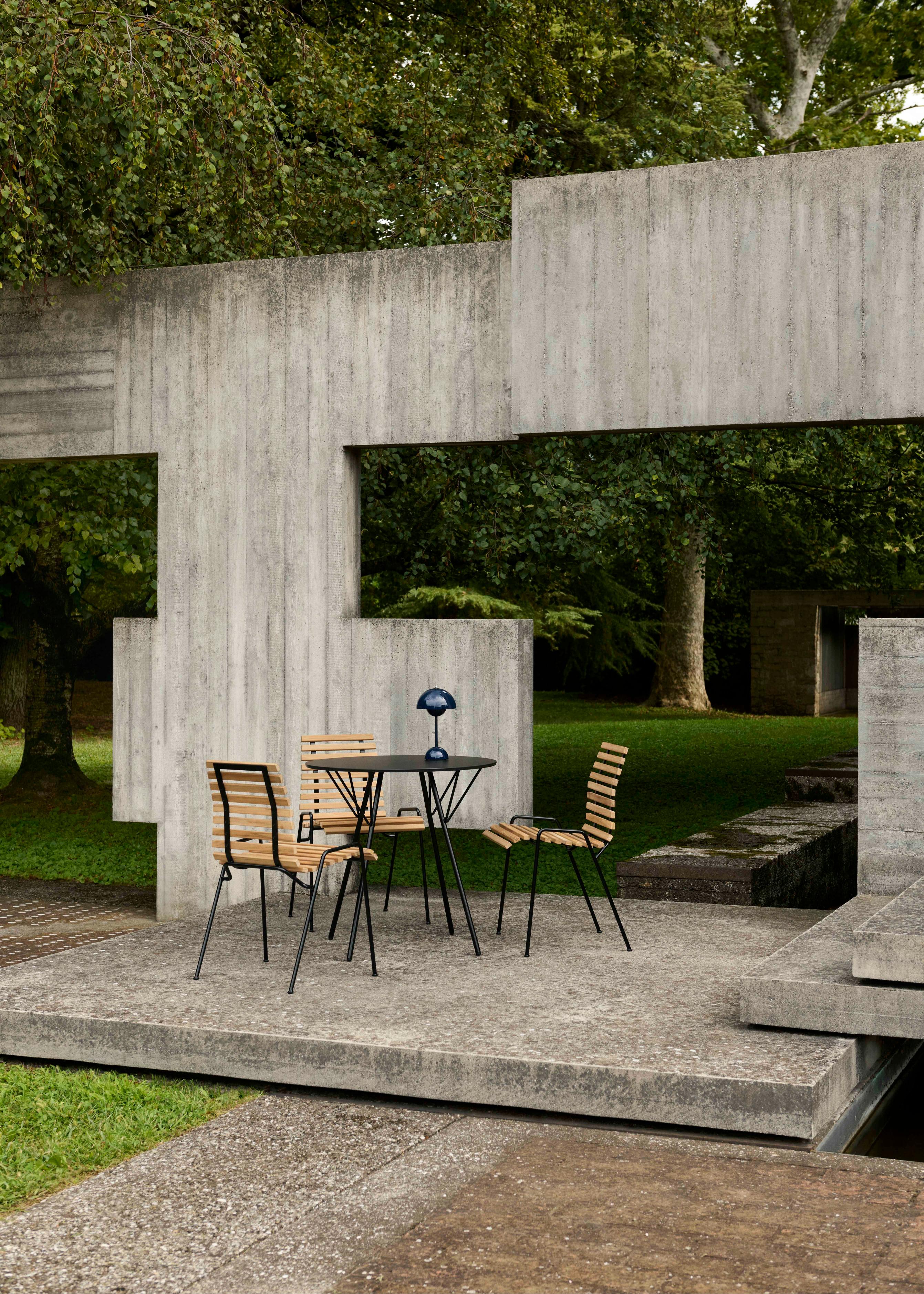 Ronde buiten tafel RFH zwart