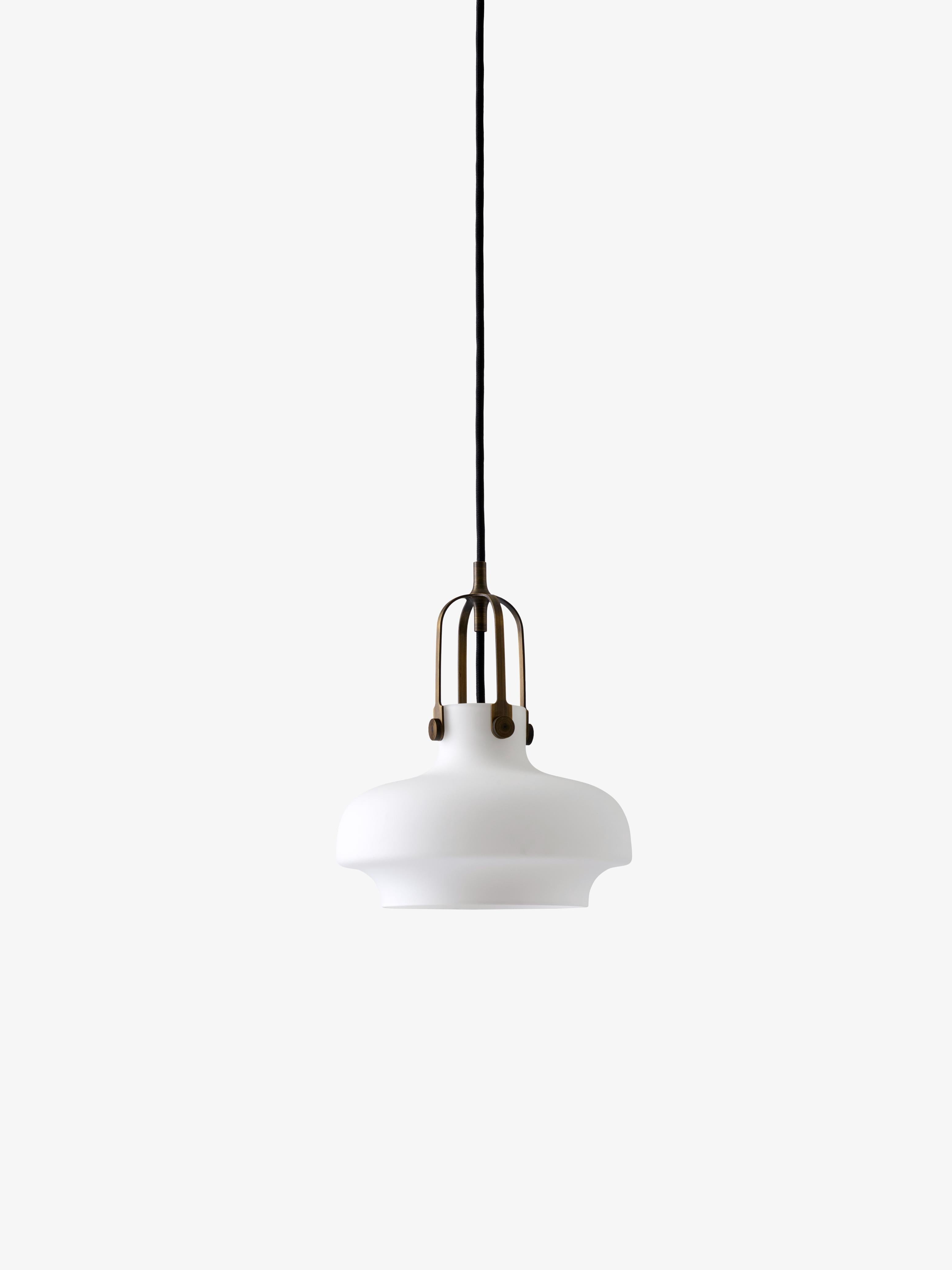 Hanglamp COPENHAGEN met opalen glazen kap en bronzen afwerking