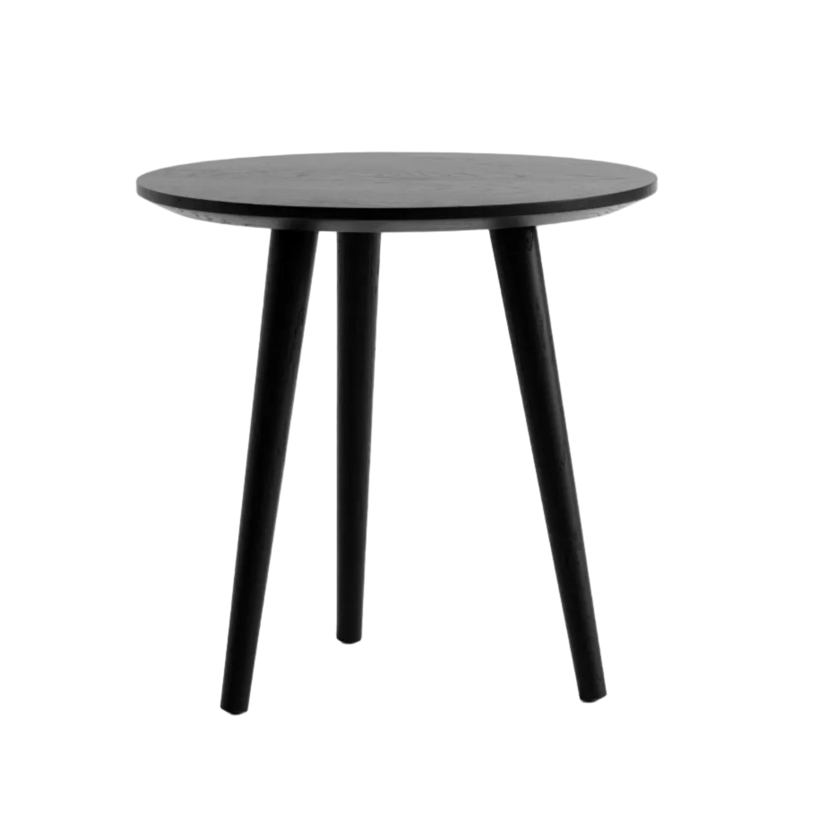 Bijzettafel IN BETWEEN zwart gelakt eiken