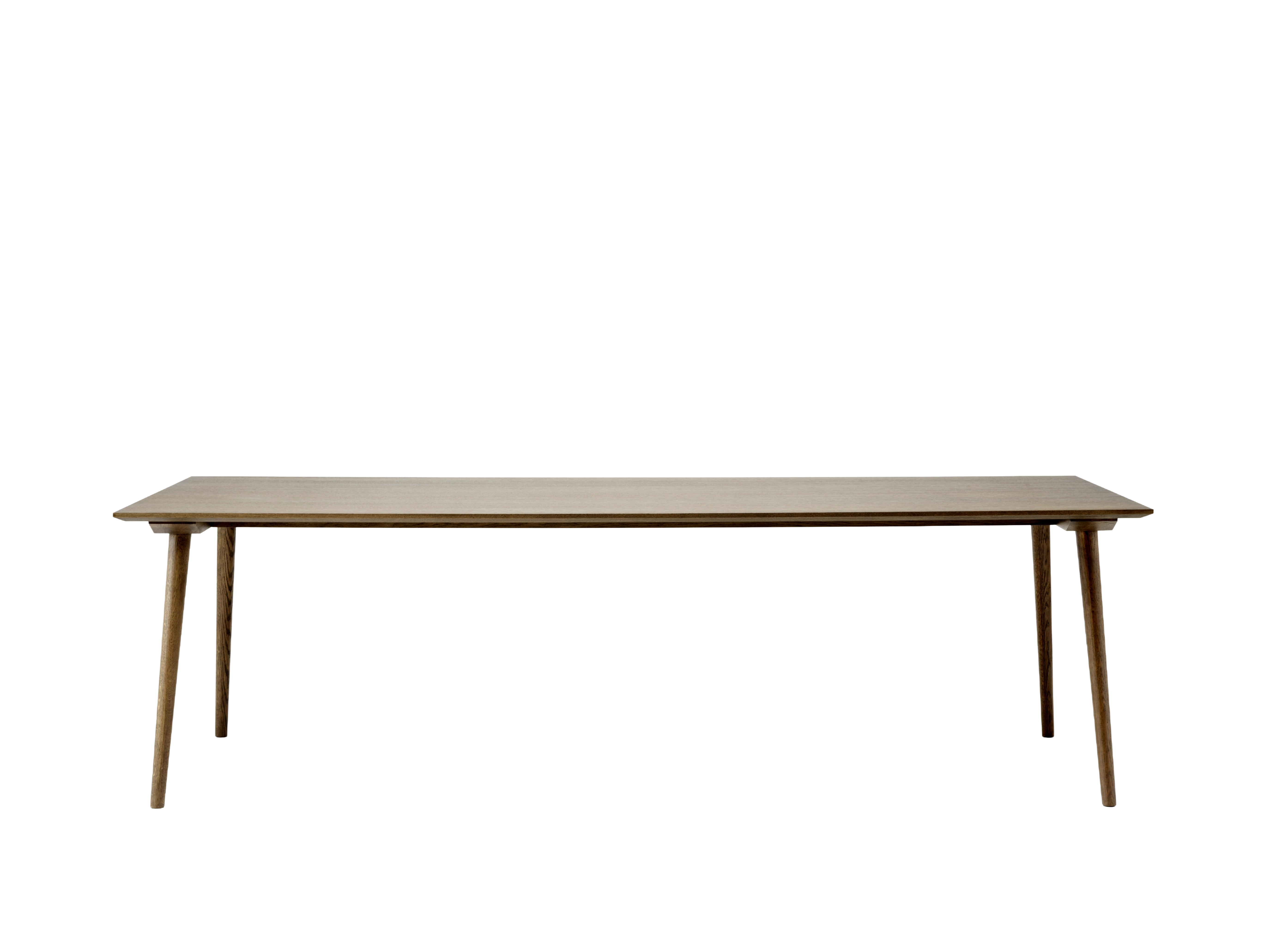 Tafel IN BETWEEN gerookt gelakt eiken