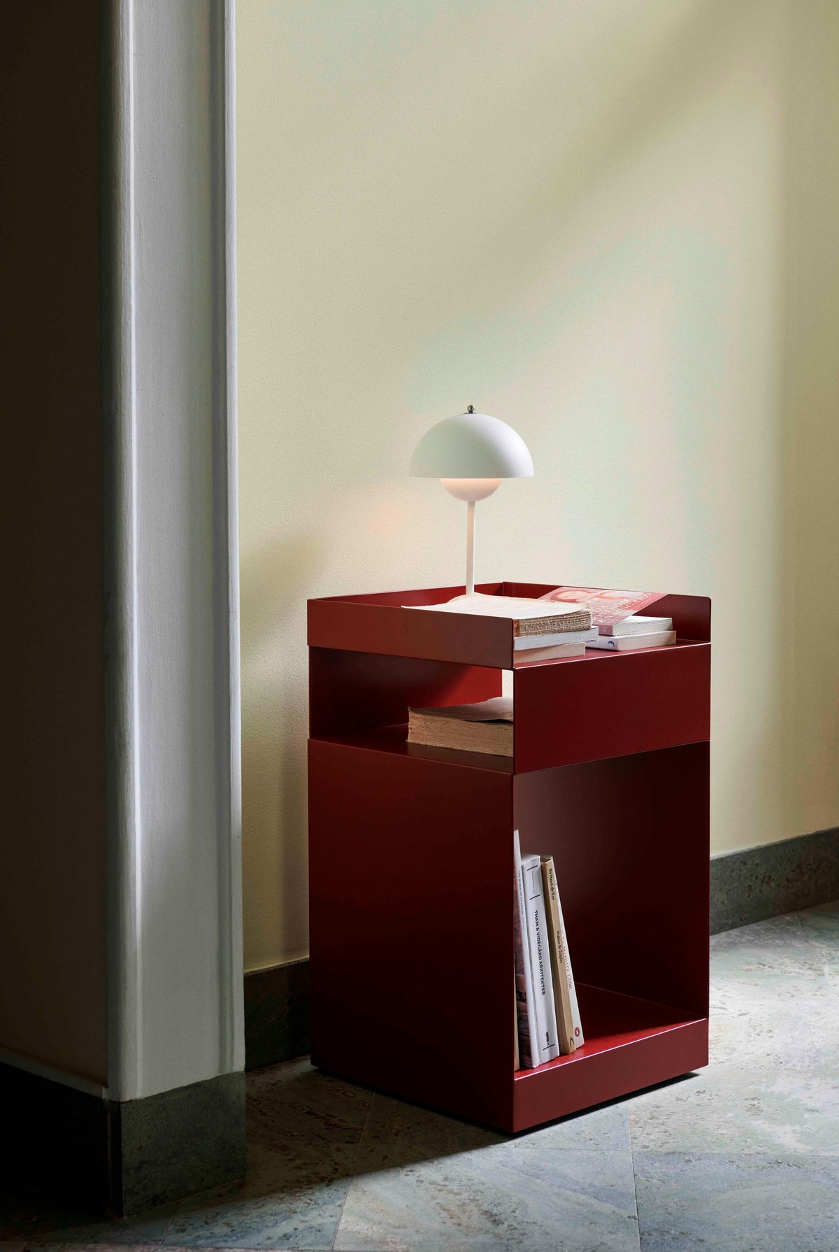 Kast op wielen ROTATE SC73 baksteen