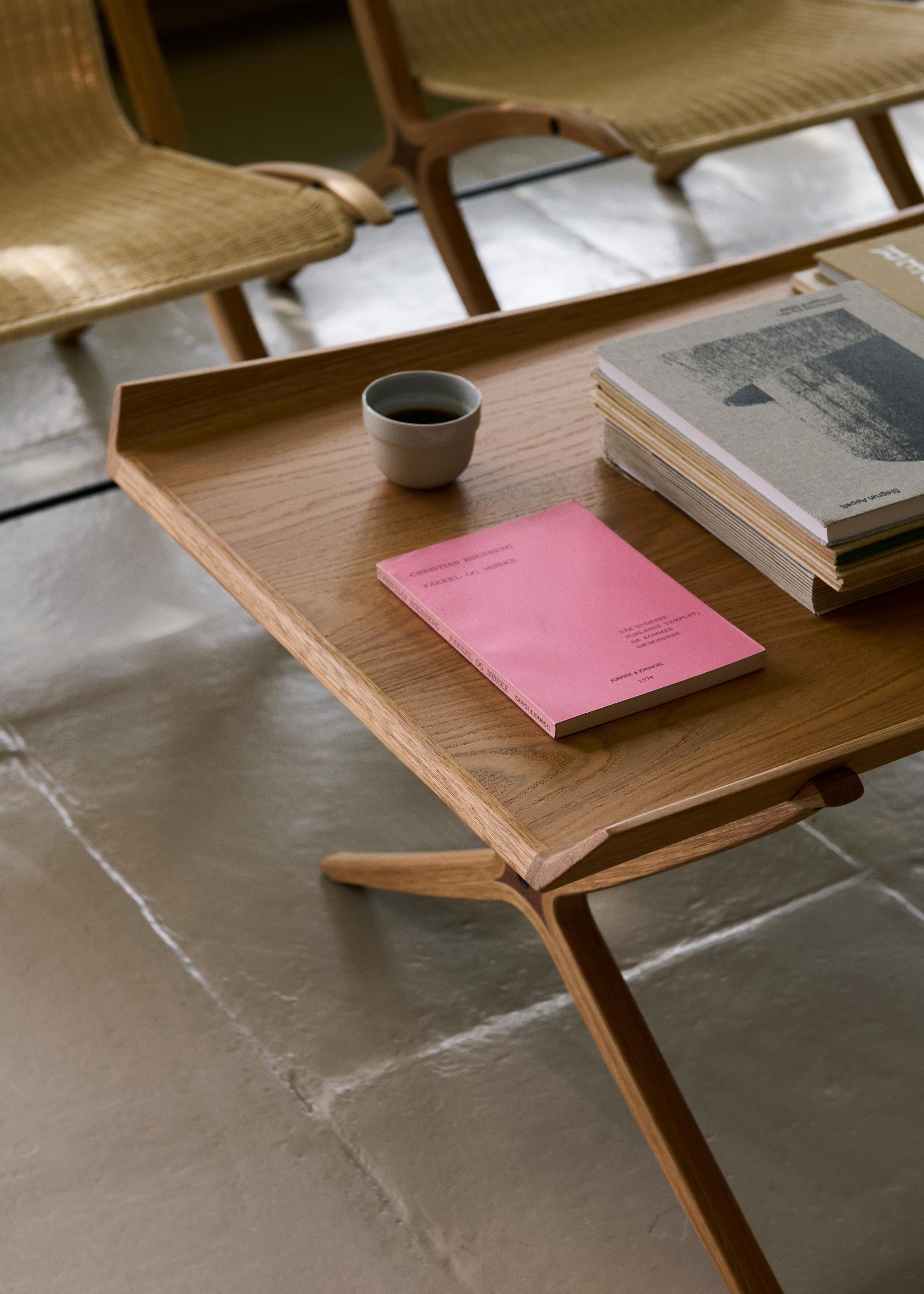 Salontafel X HM13 gelakt hout