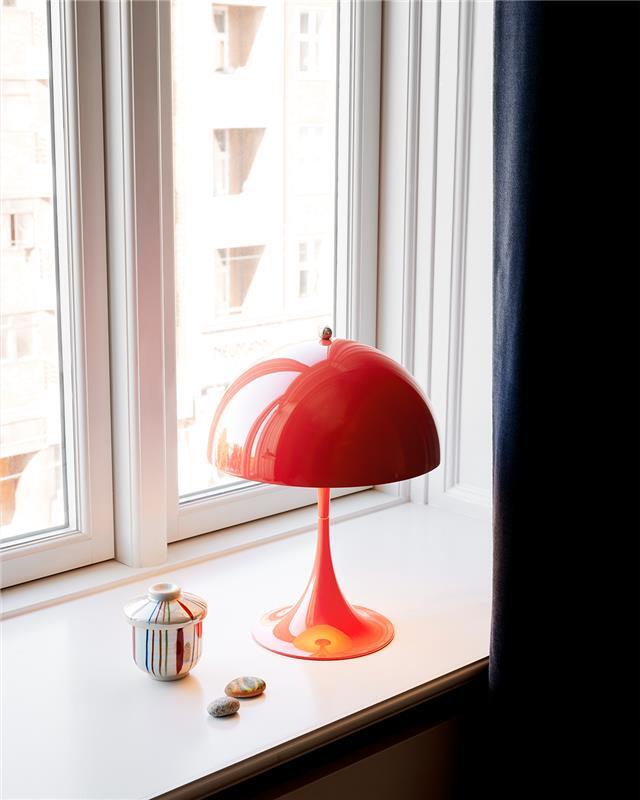 Draagbare lamp PANTHELLA 250 koraal