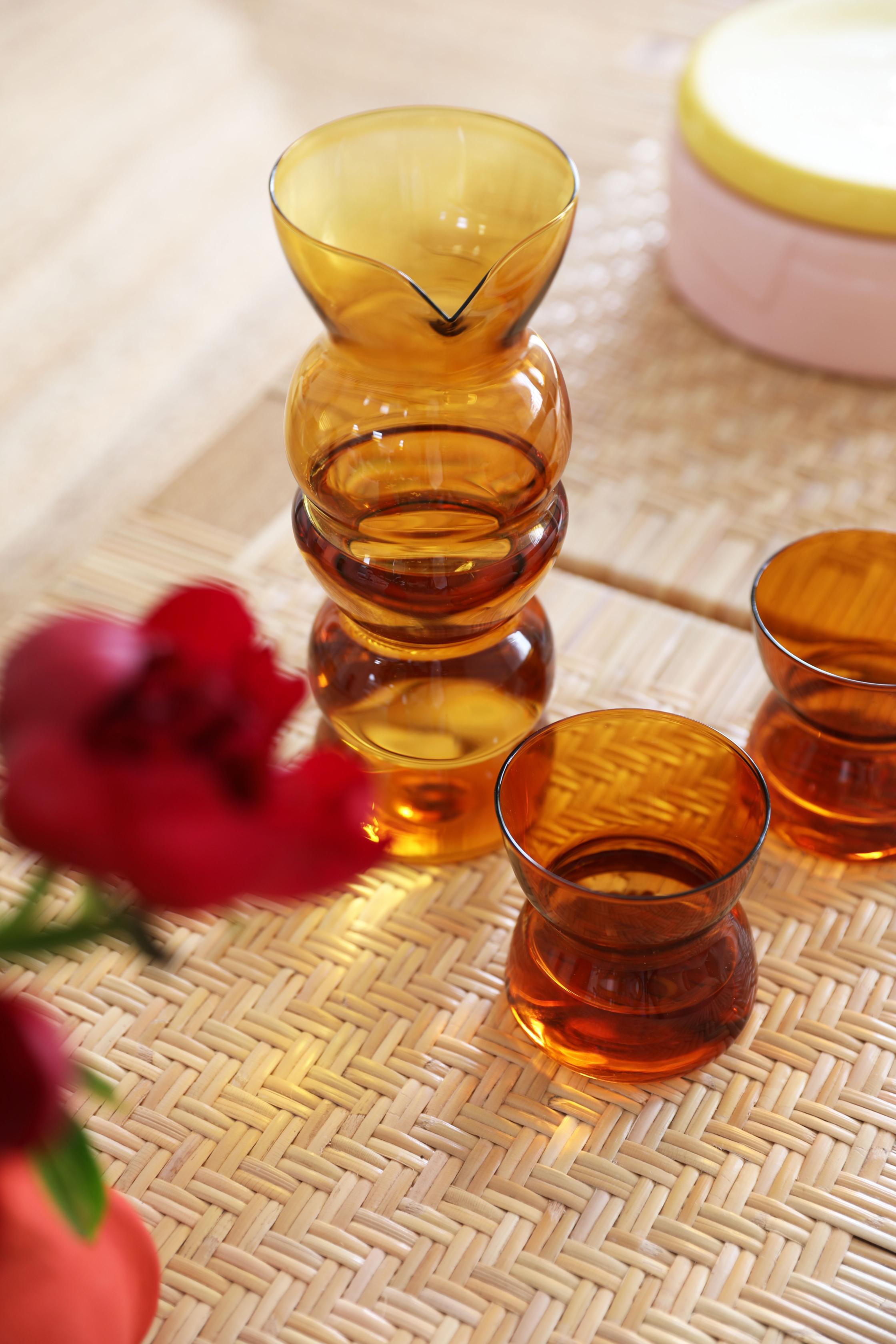 Karafka TOTEM amberkleurig glas