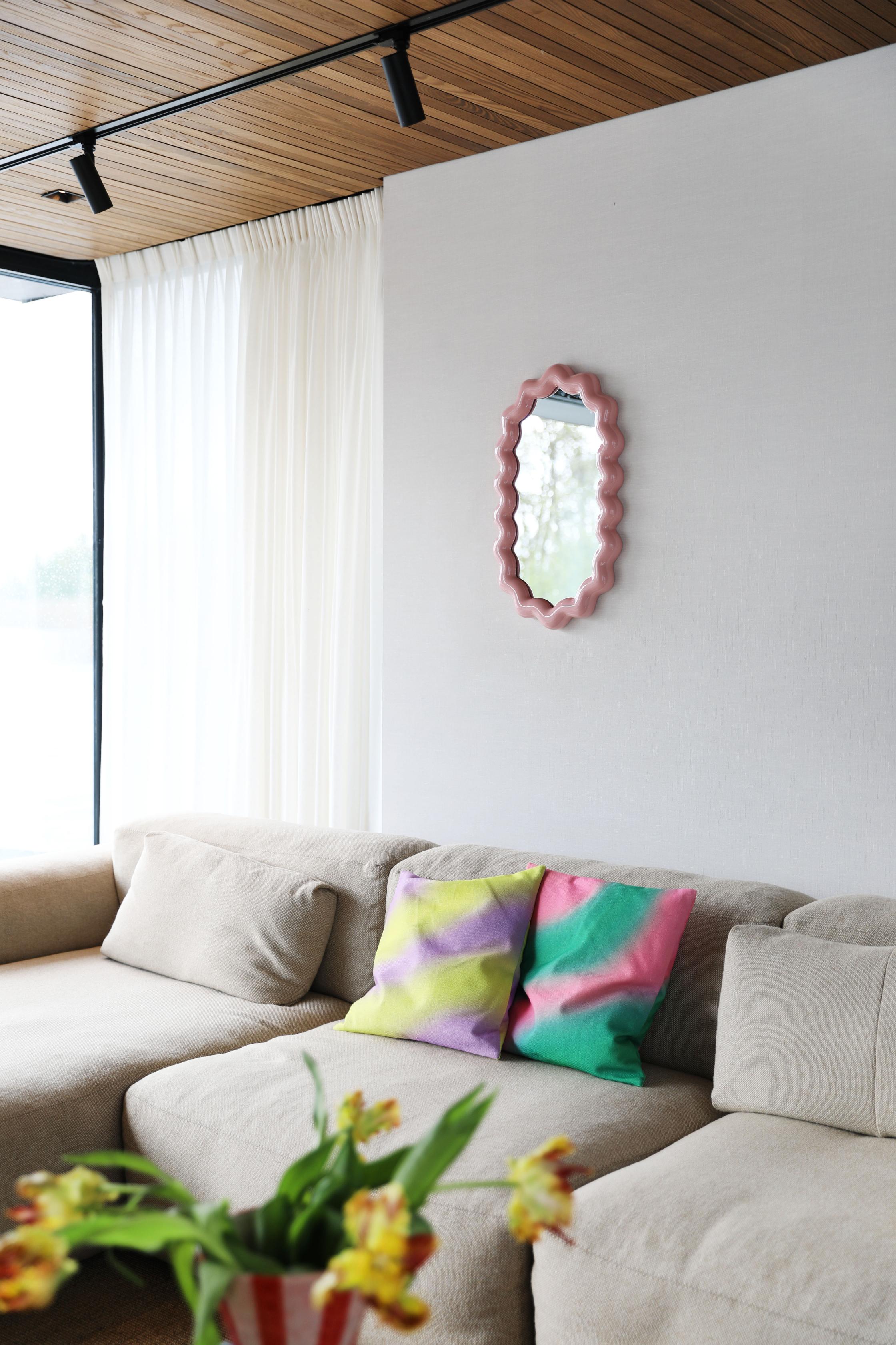 Ovale ZIGZAG spiegel roze