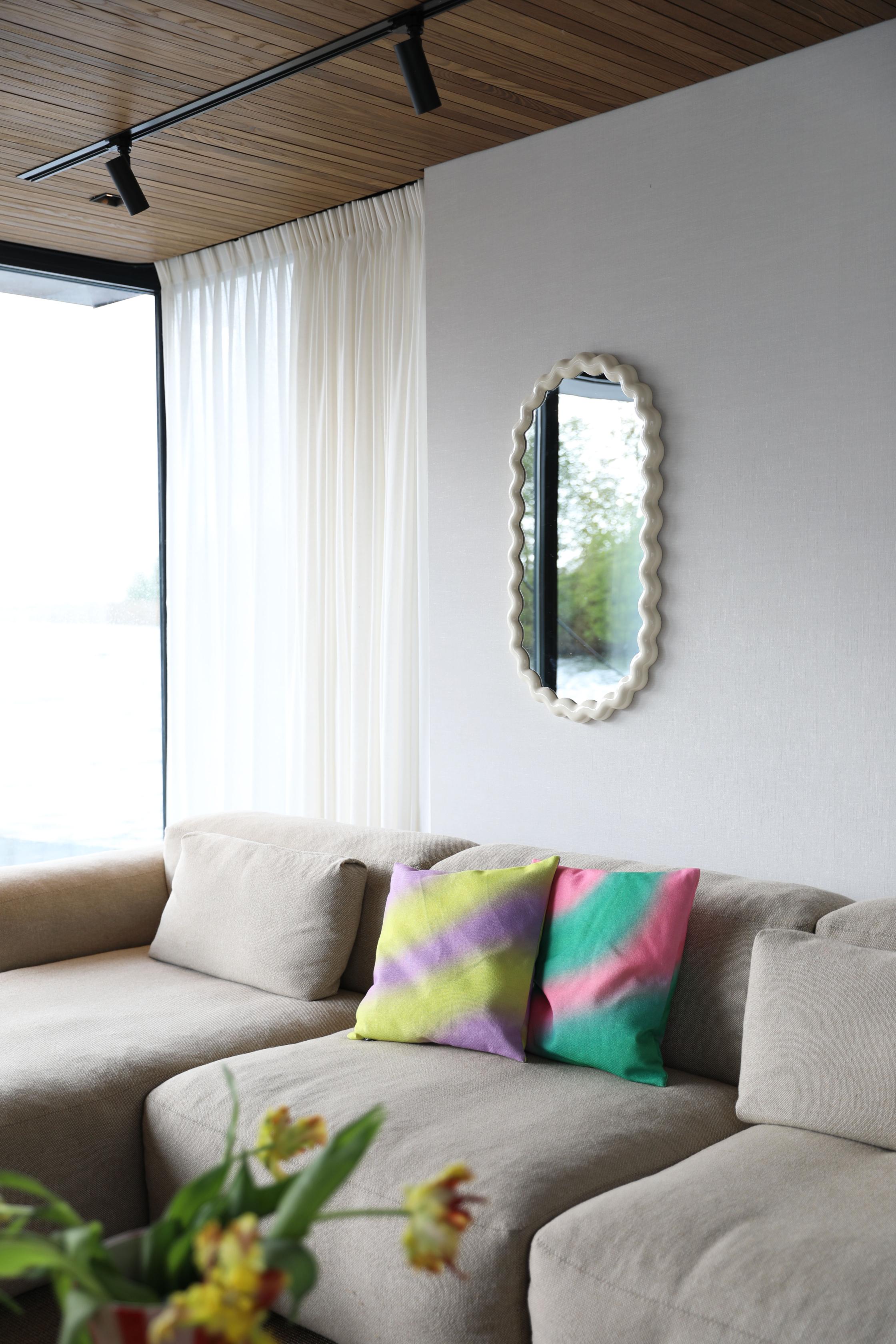 Ovaler ZIGZAG Spiegel grün