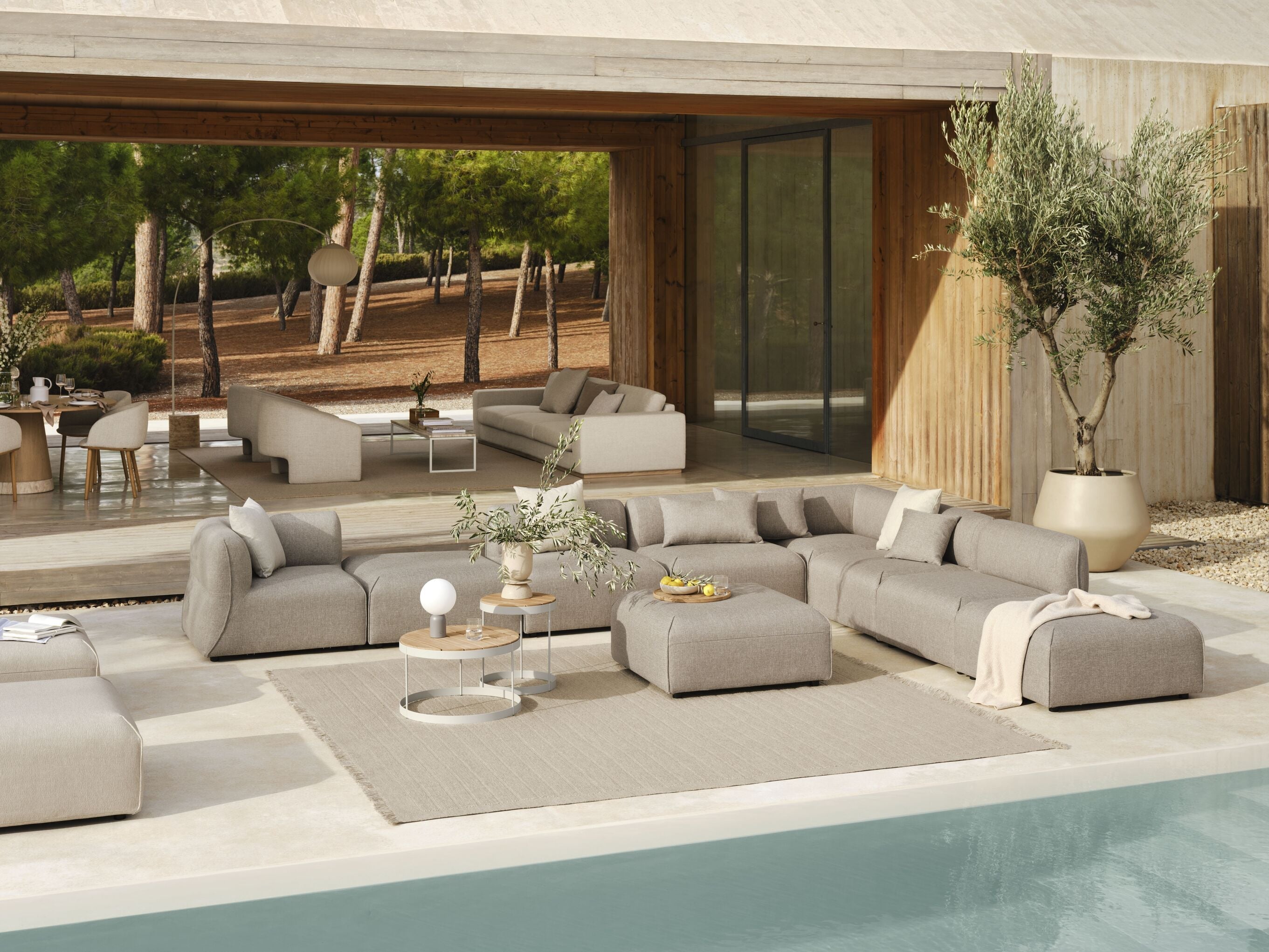 ARKA Modular Outdoor Sofa - Upholstered Middle Module