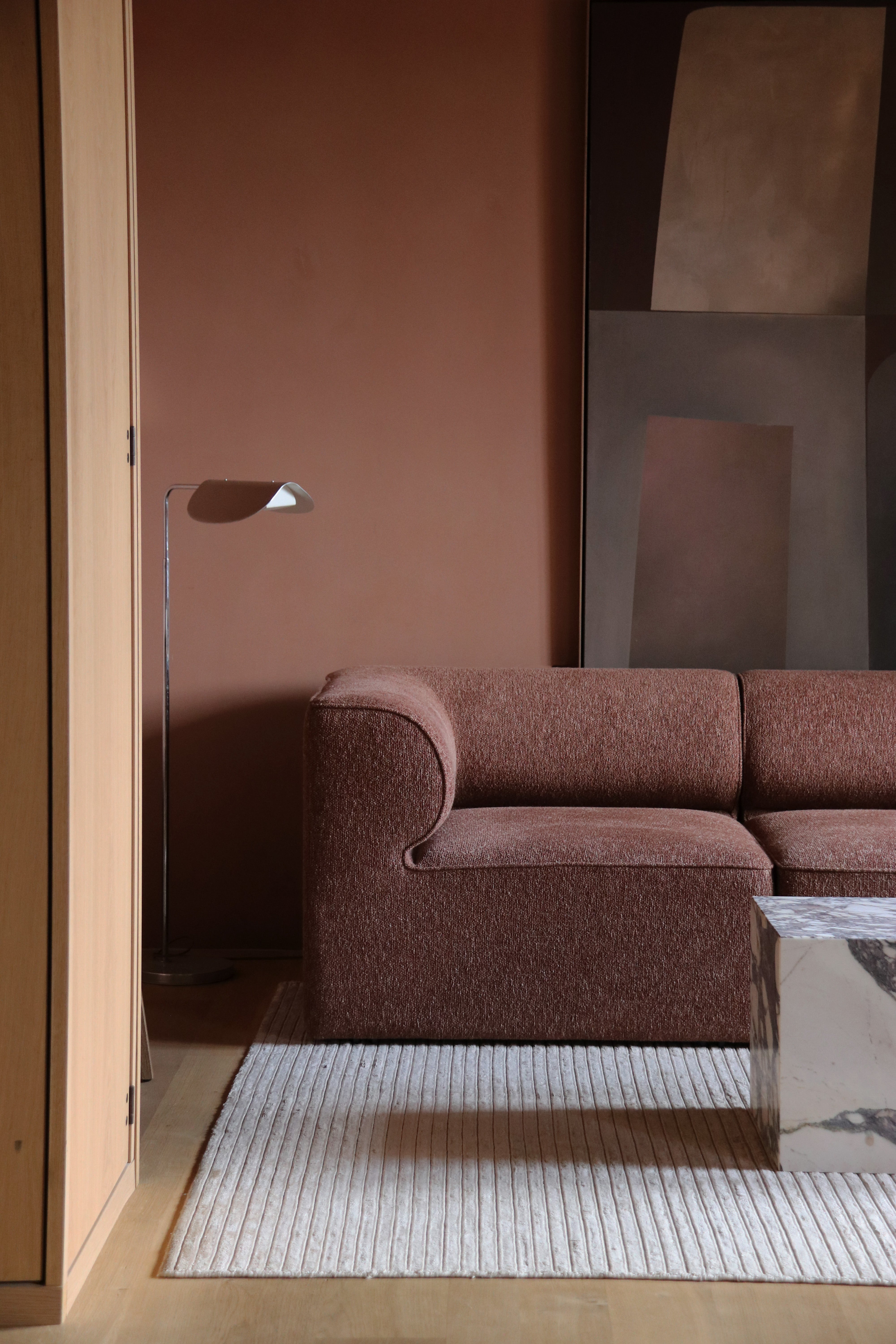 Stehlampe WING aus poliertem Aluminium