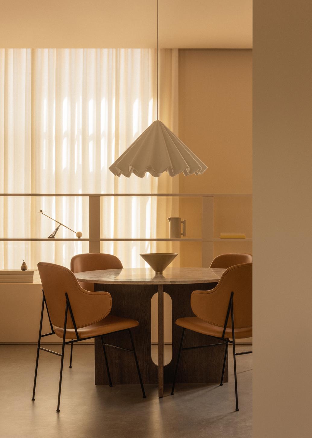 Round Table ANDROGYNE Gray Marble with Dark Oak Base