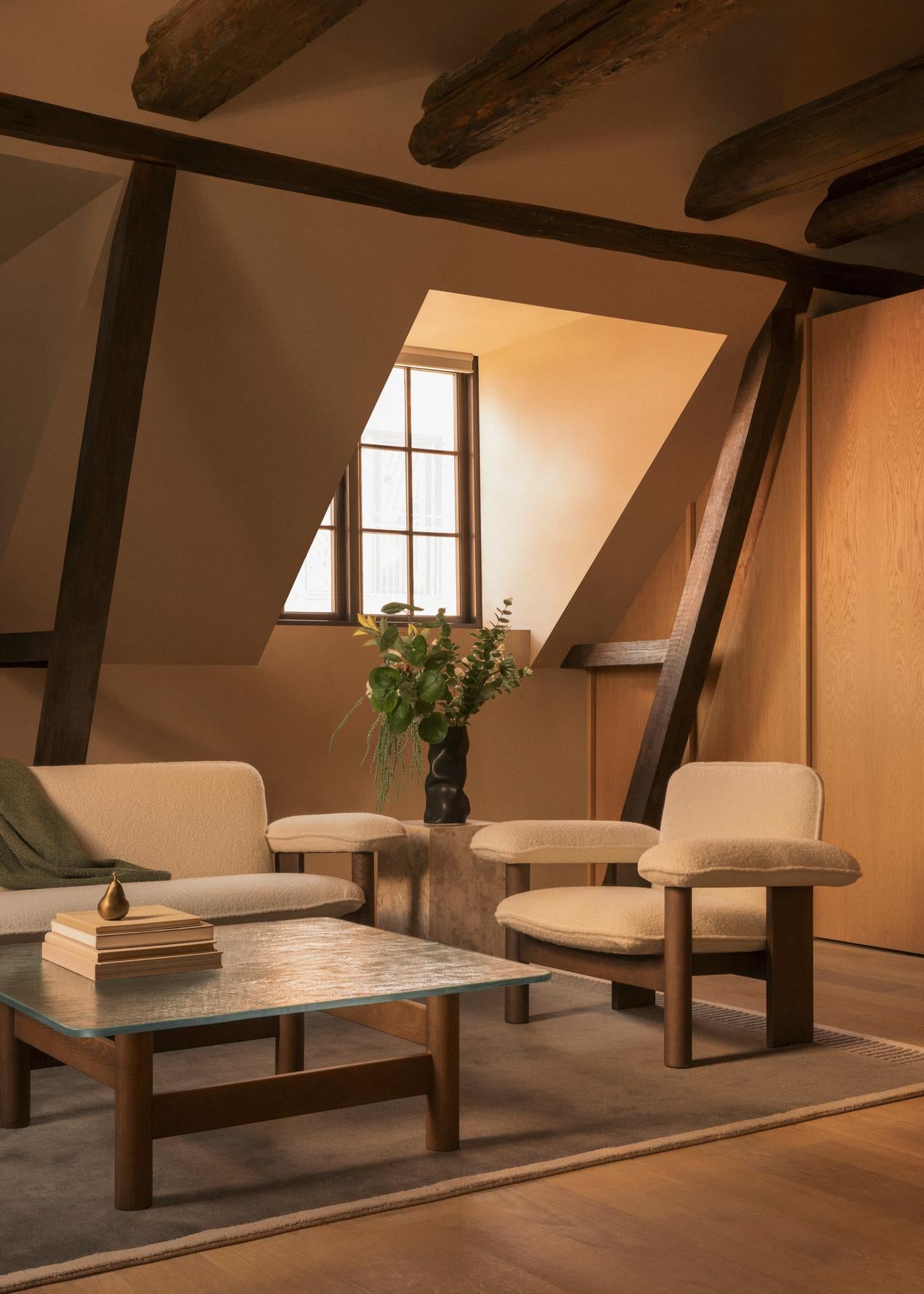 Fauteuil BRASILIA crème met eiken basis