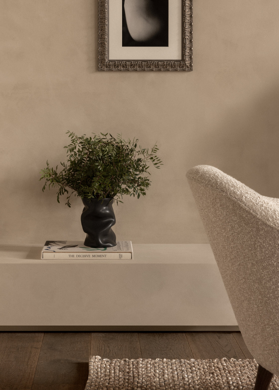 Vase COLLAPSE schwarze Keramik