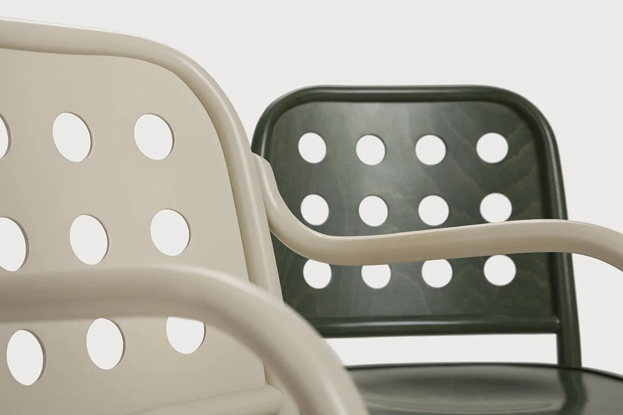 Chair with armrests Classic B-6010 beech wood