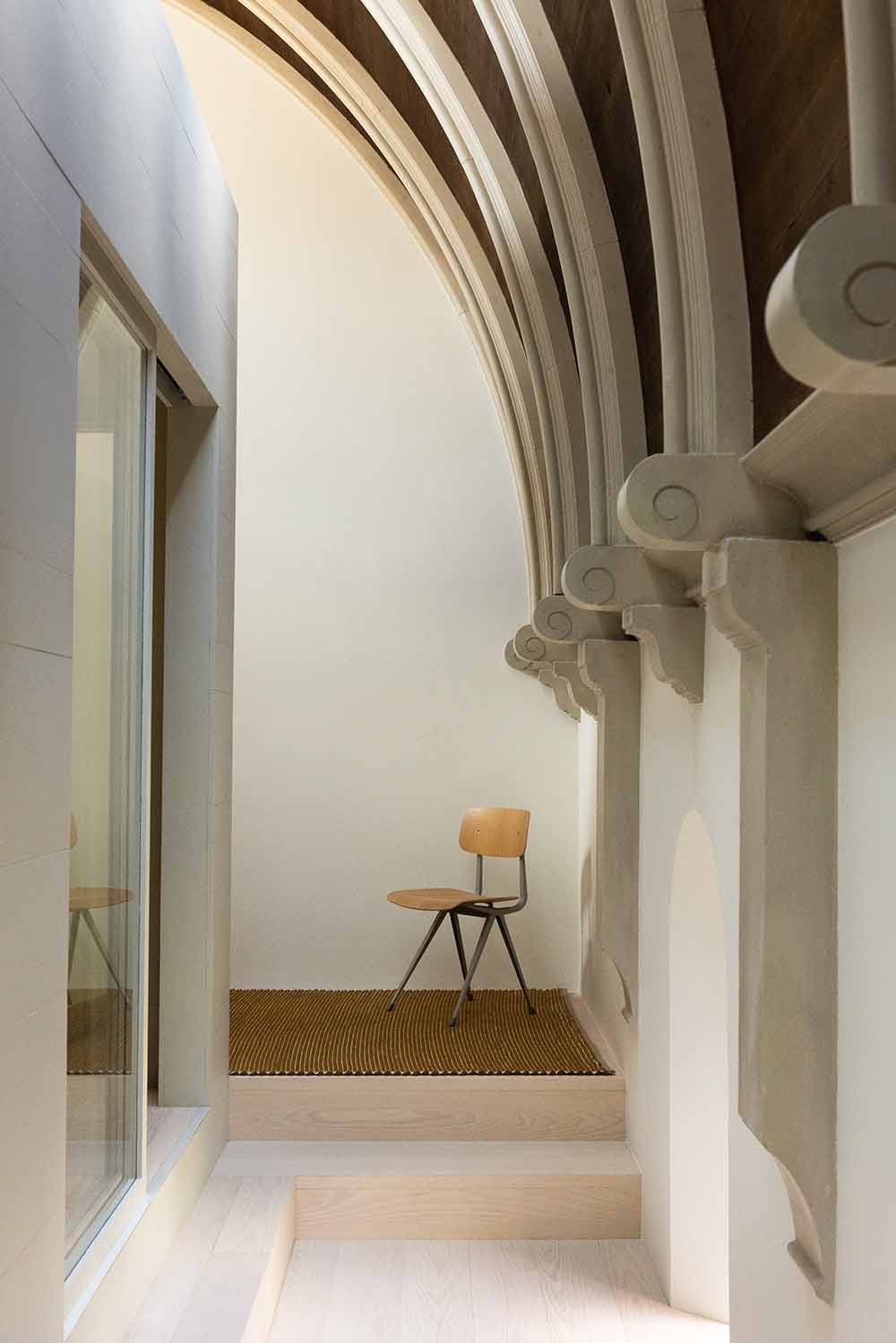 Vloerkleed FRAME mosterdkleurig