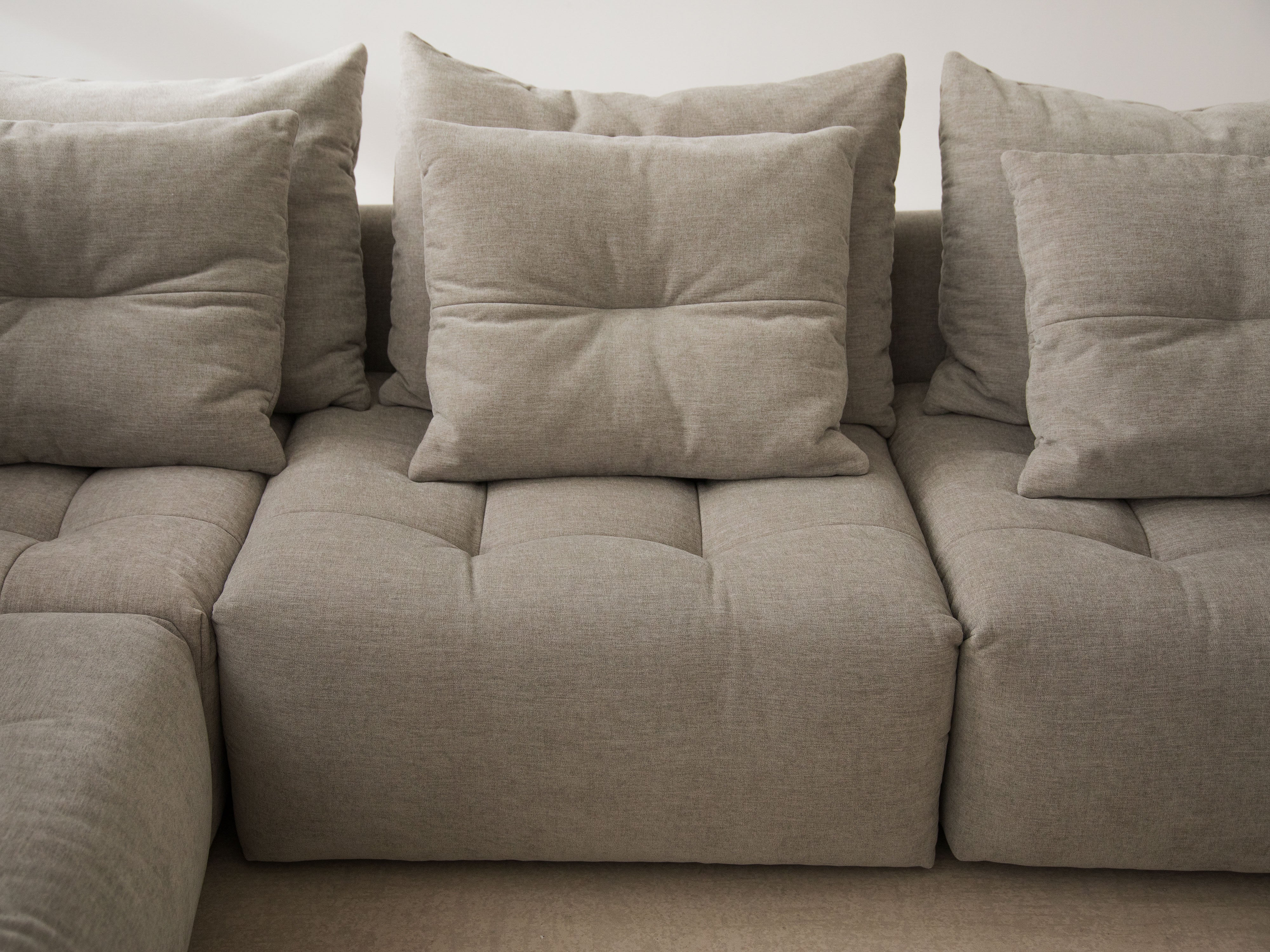 Modulares Samtsofa BLOOM - linkes Element in Hellblau