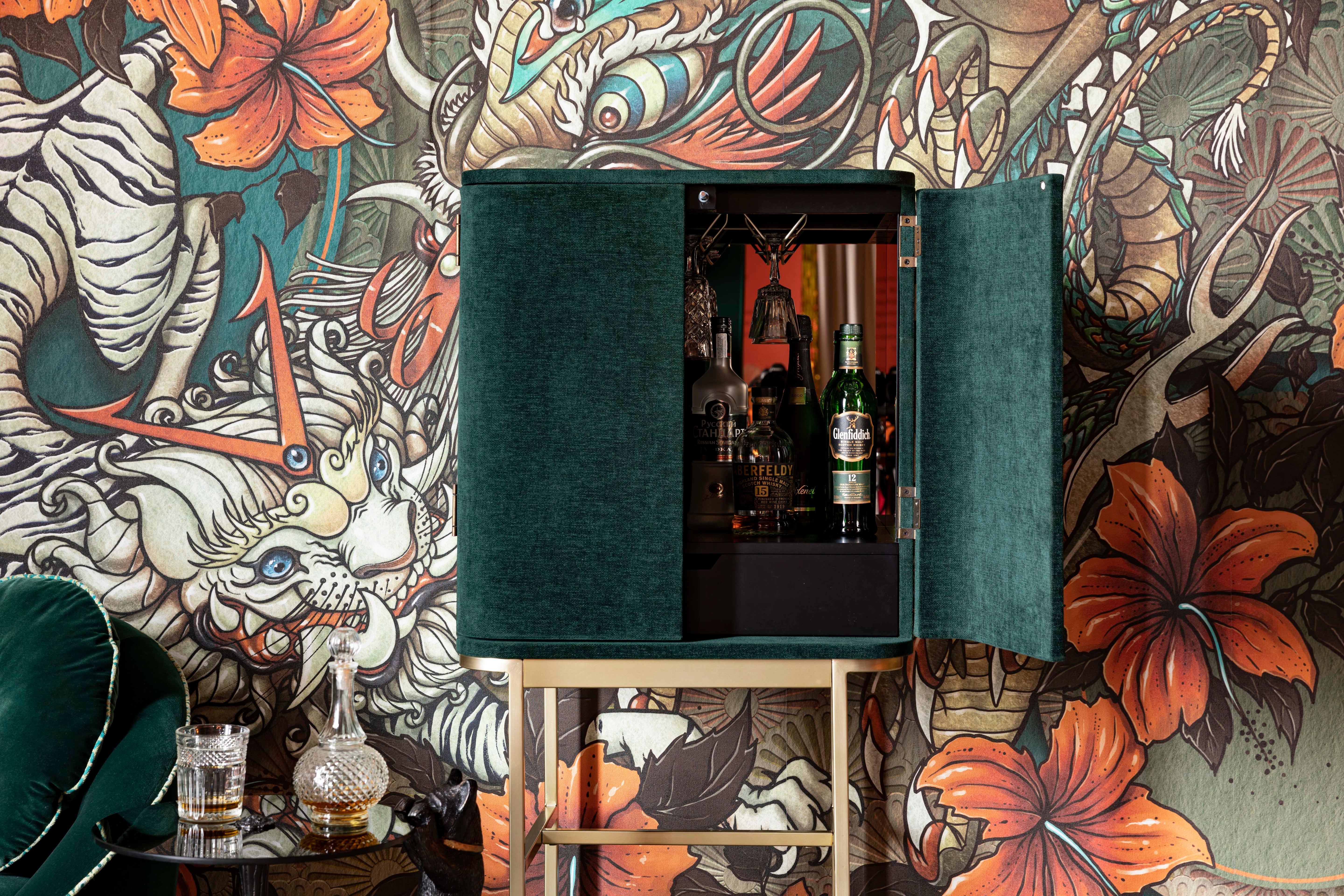 Barek AVA MORGANA dunkelgrün mit goldenem Fuß