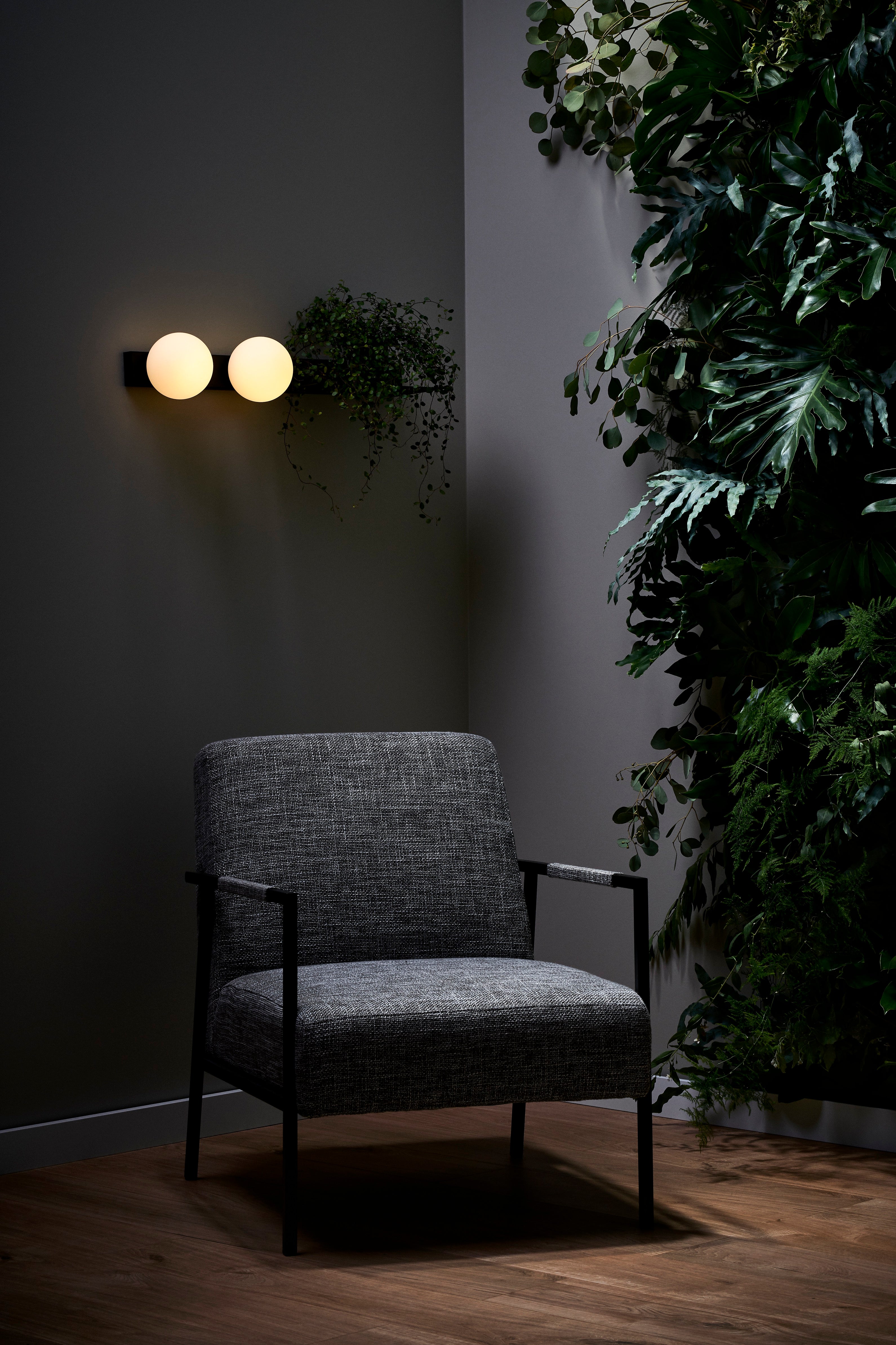 Wandlamp met plank tweepunts BOTANICA DECO zwart