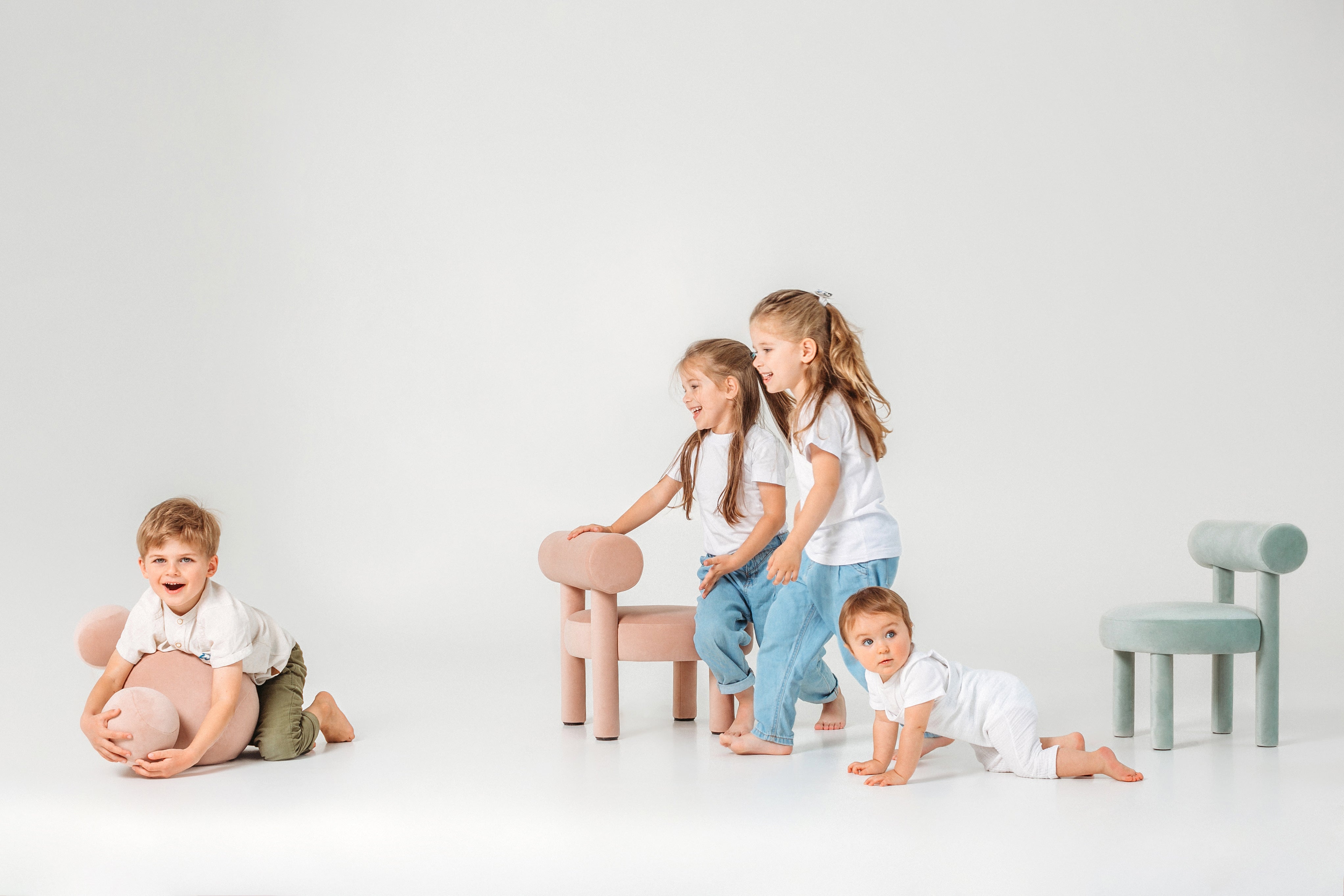 Kinderen poef BABY SPHERIC gestoffeerd