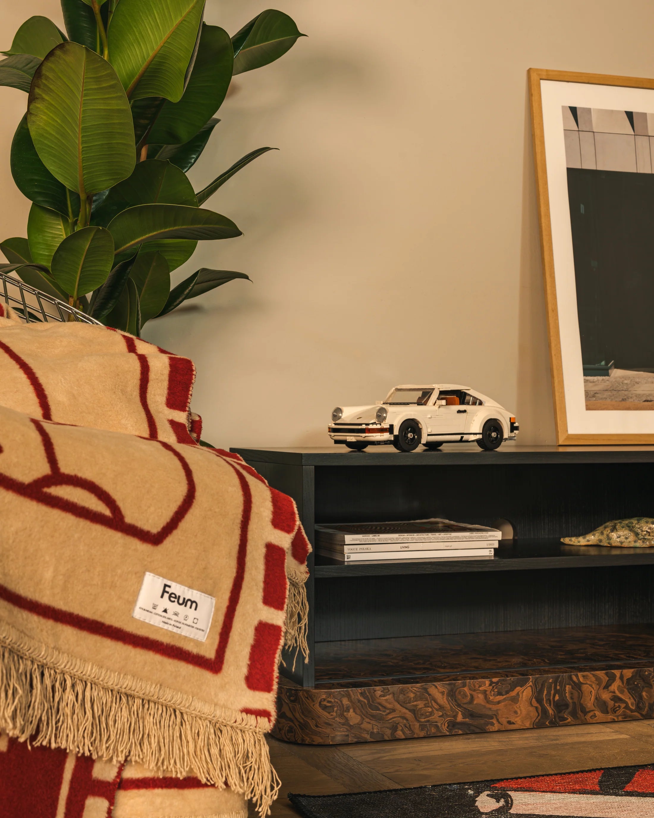 RTV-kast BAS California Burl en diepzwart