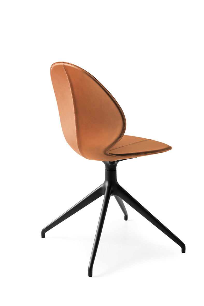 BASIL swivel chair in cognac leather