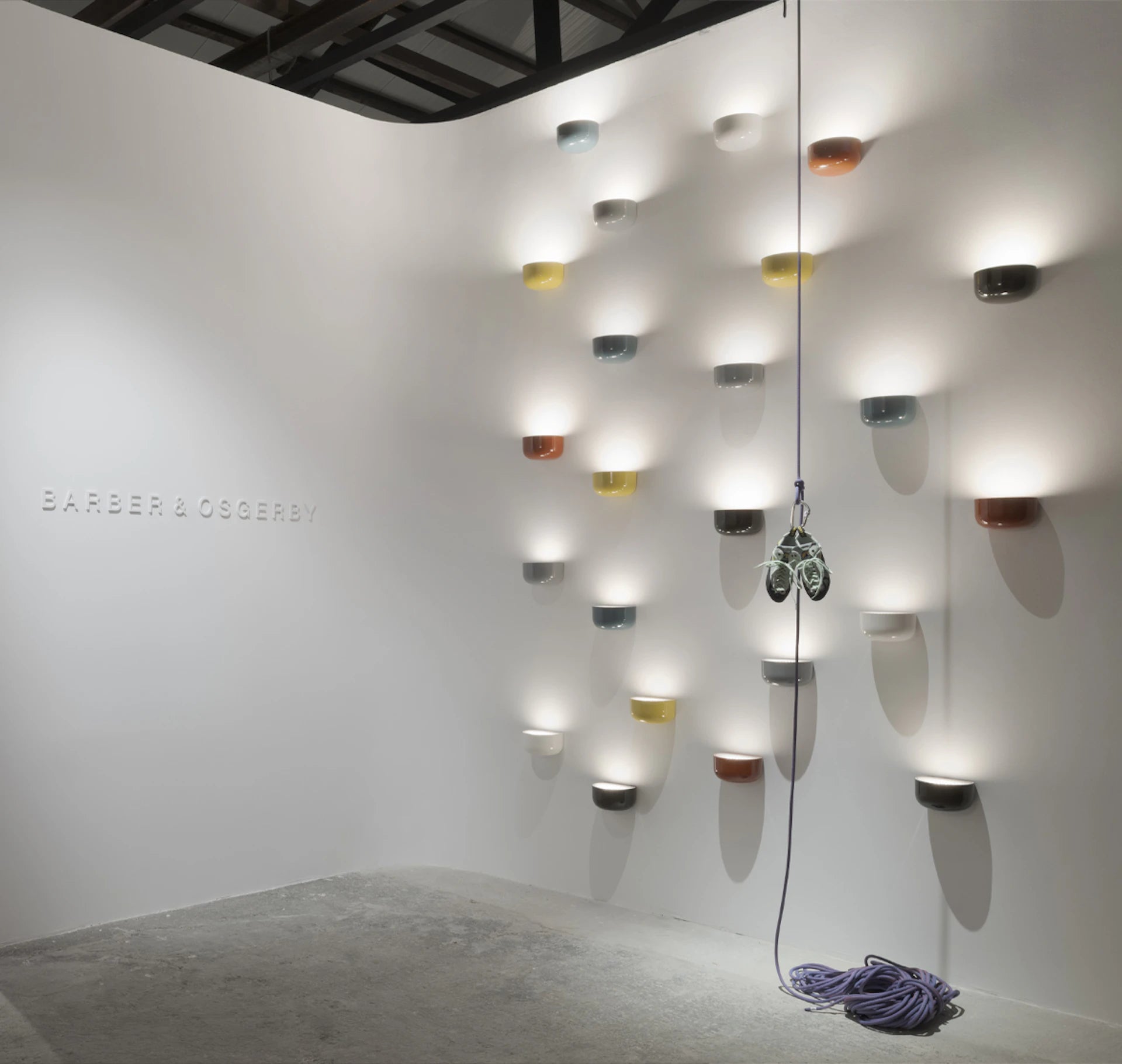 Wandleuchte BELLHOP weiß