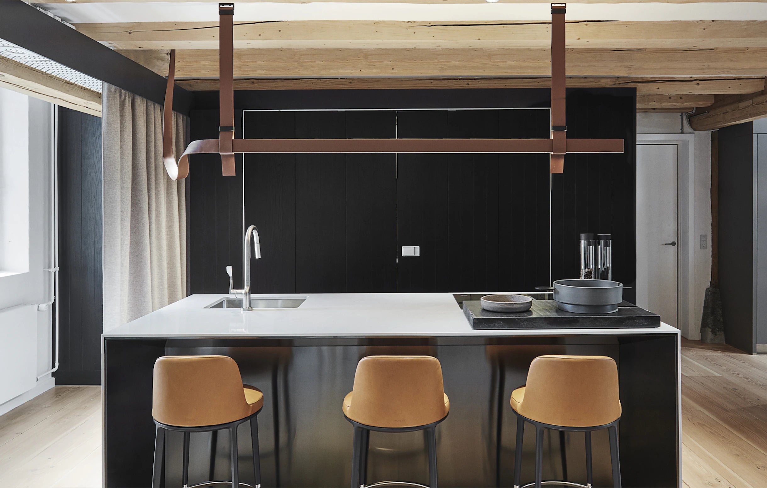 Belt Pendant Lamp Brown Leather