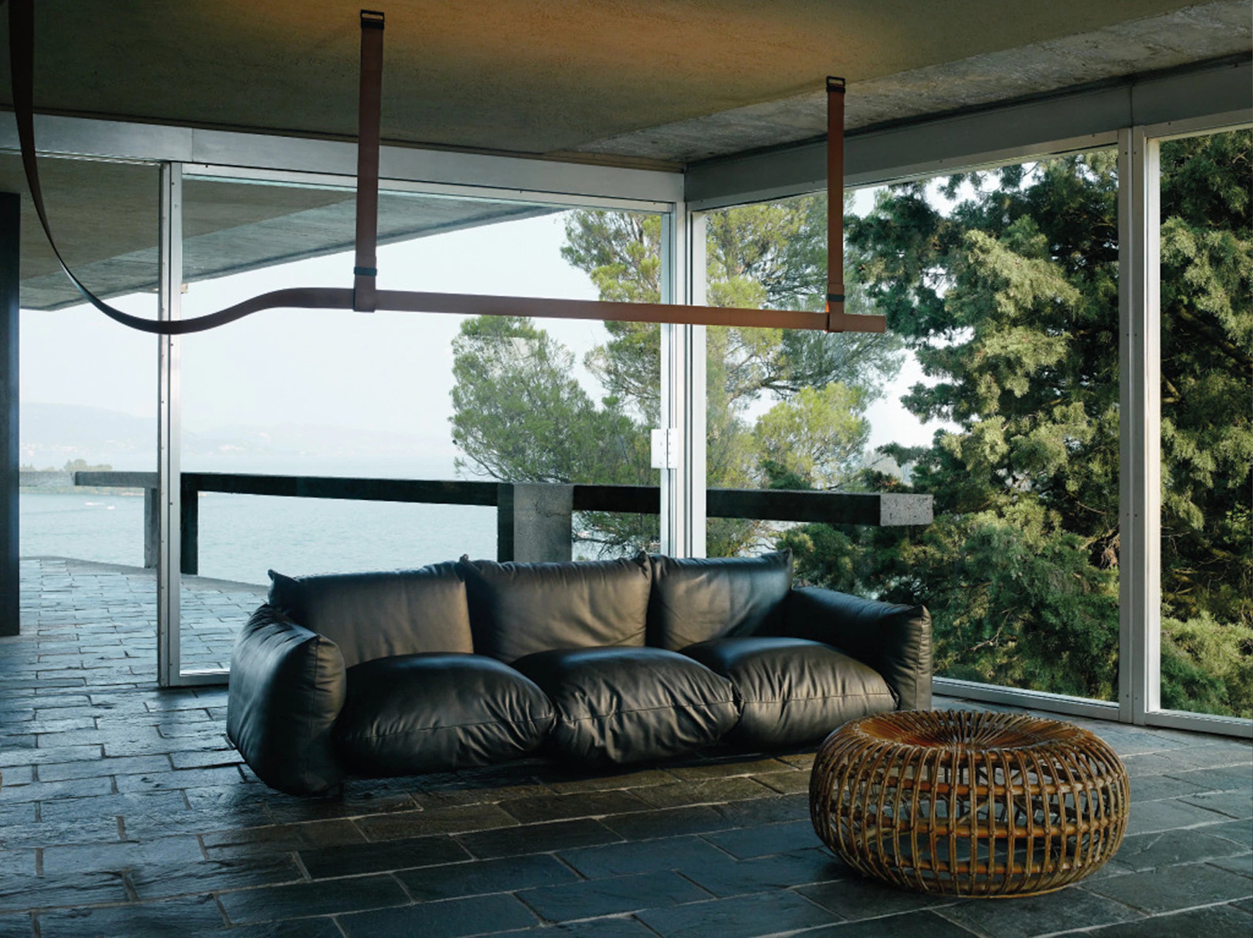 Belt Pendant Lamp Brown Leather