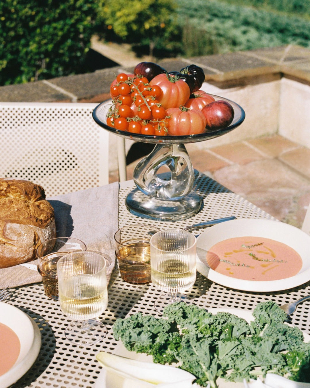 Quadratischer Tisch DAPPLE beige