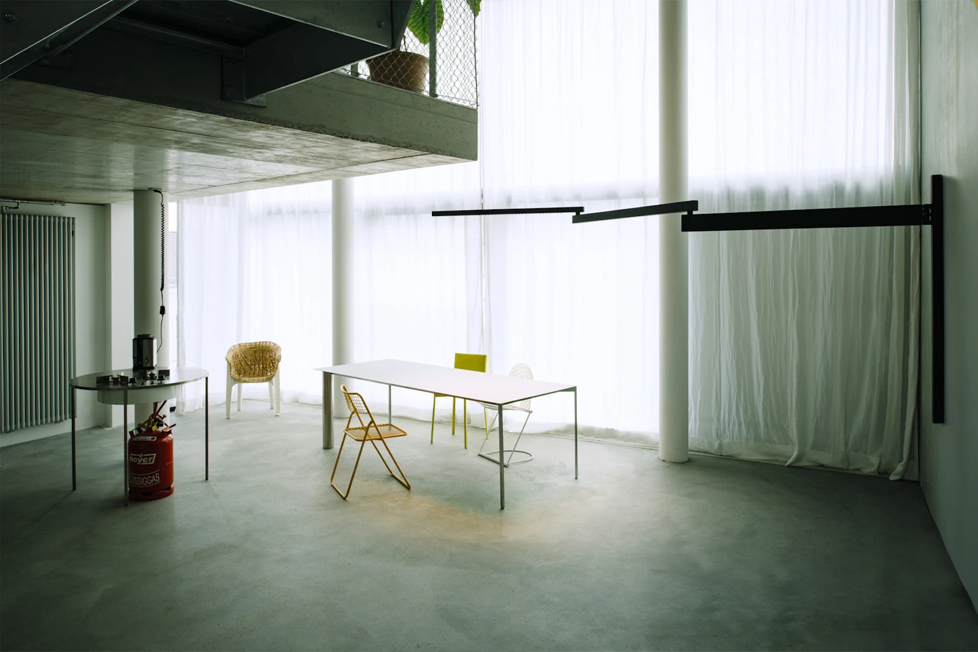 Wandleuchte mit Arm BLACK FLAG schwarz