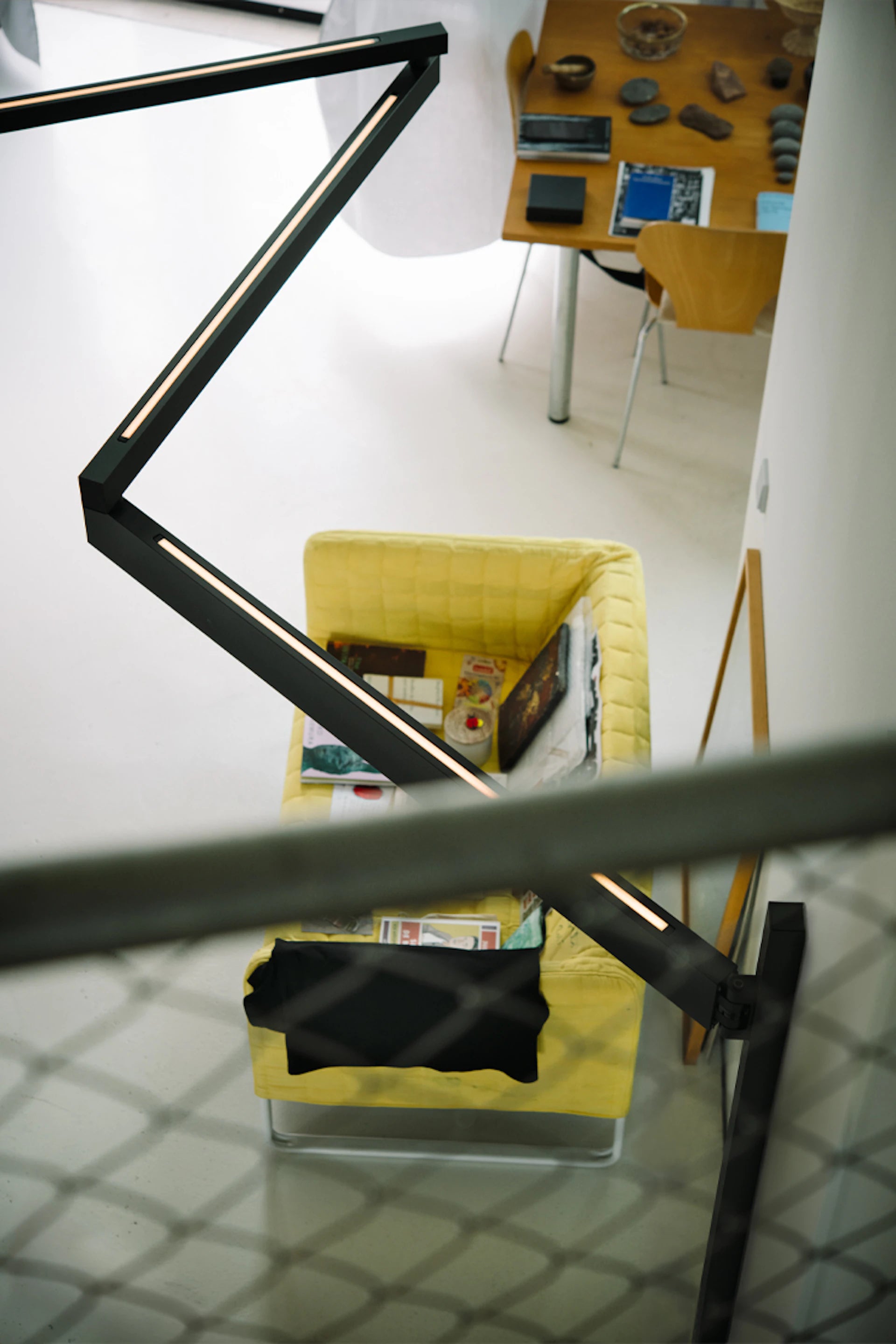 Wandleuchte mit Arm BLACK FLAG schwarz