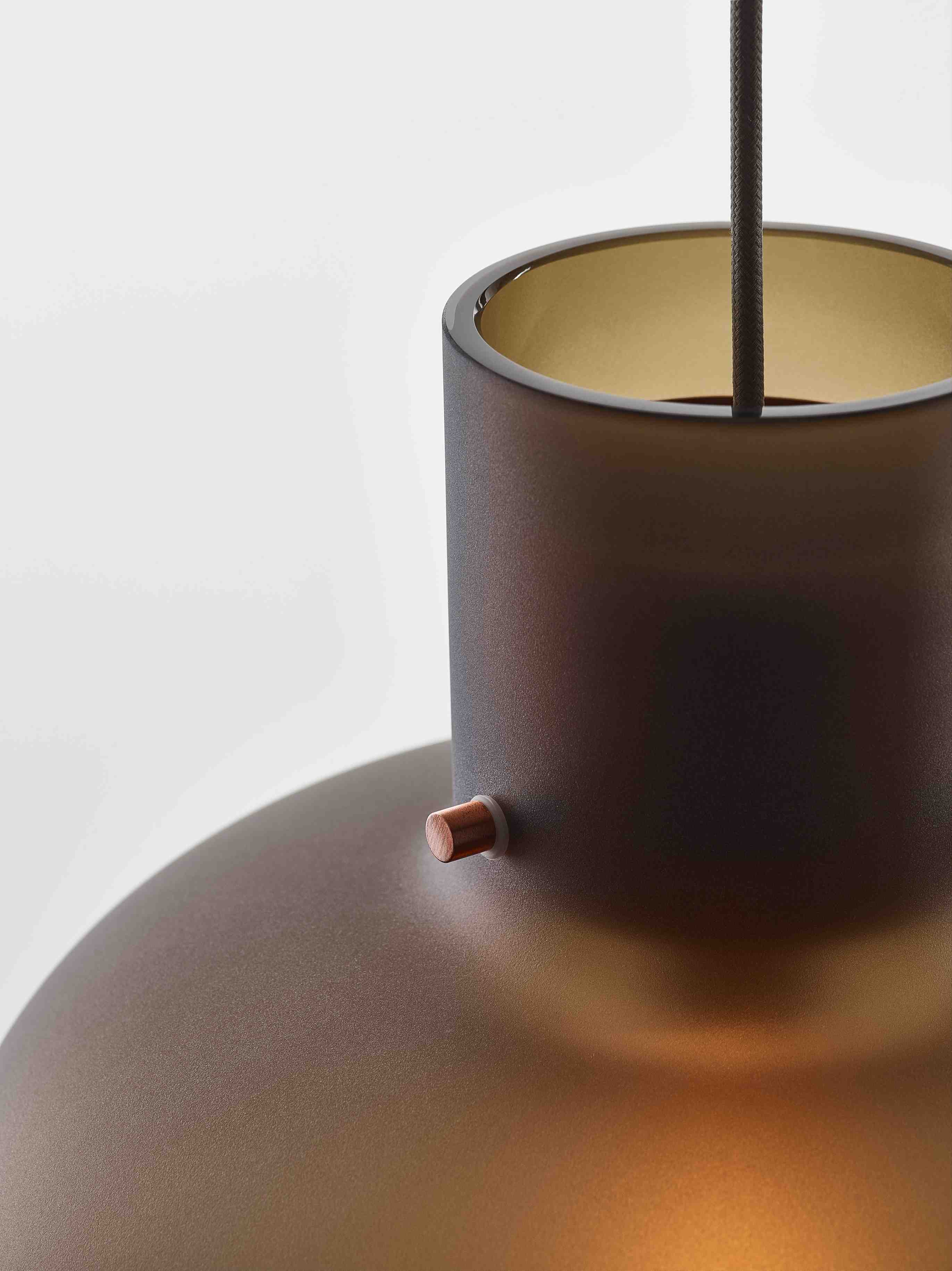 Lampa wisząca AWA LARGE szkło dmuchane – Brokis