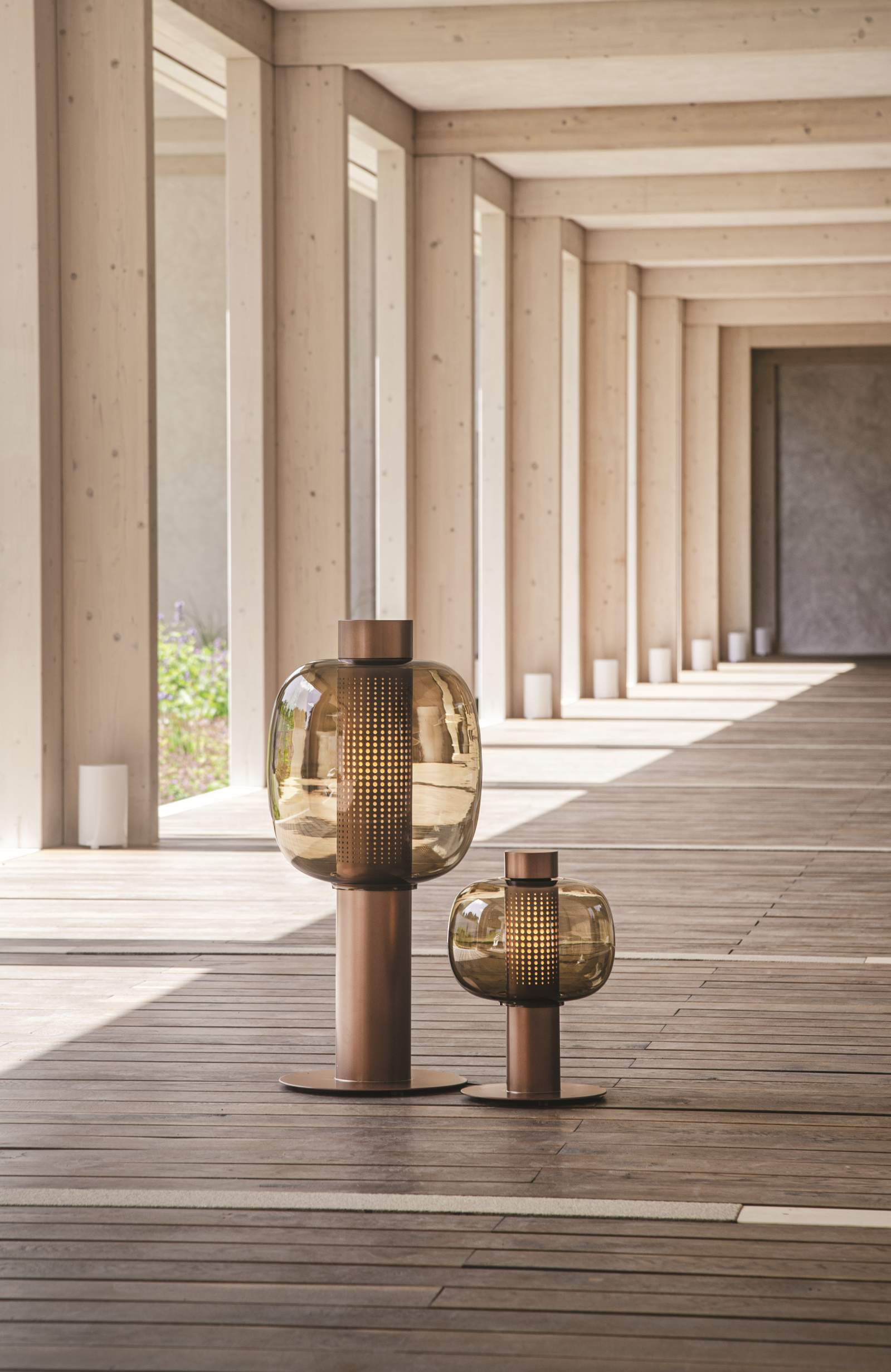 Outdoor floor lamp BONBORI blown glass
