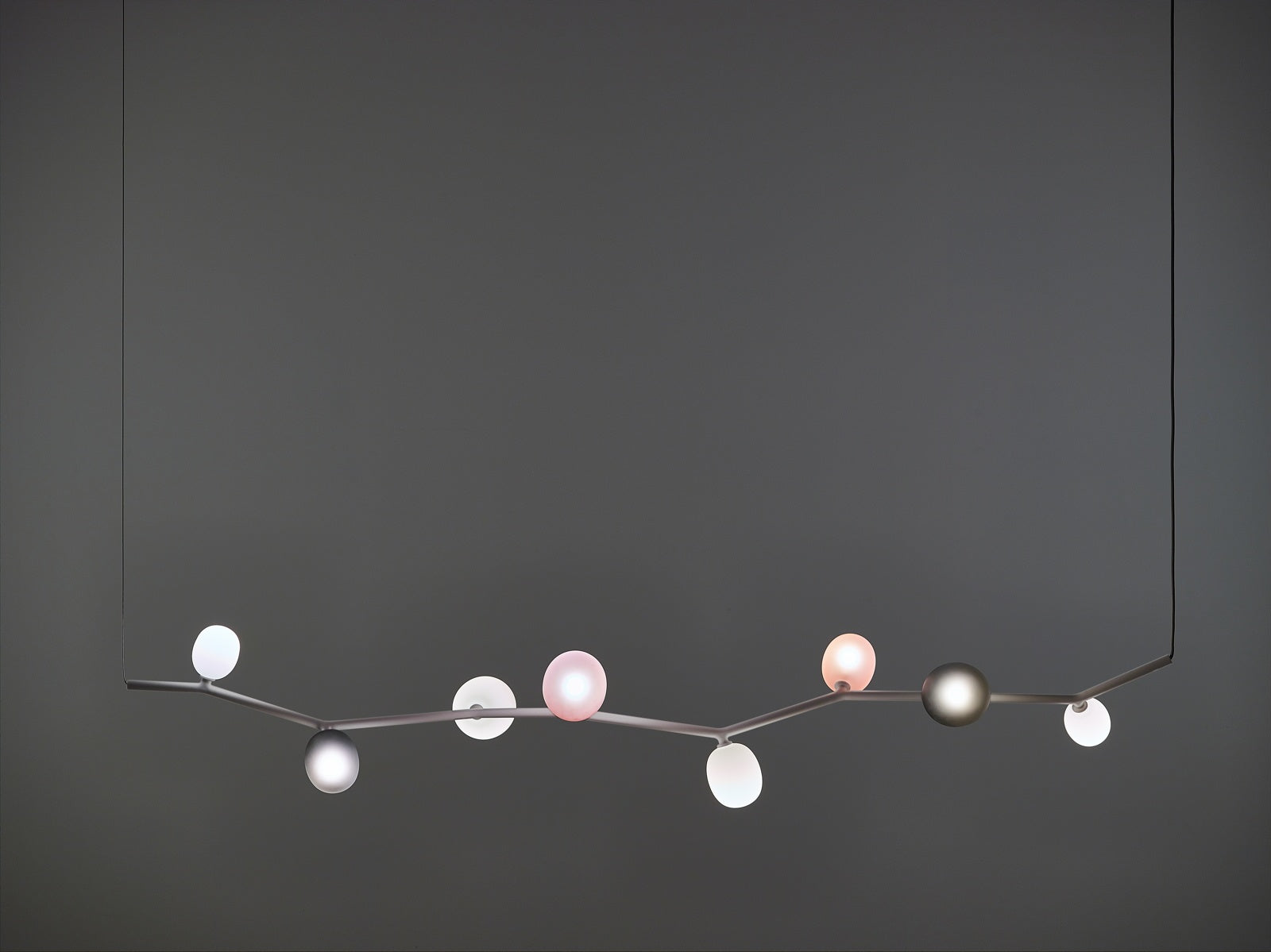 Efeu -Hanglampe - horizontales mattes Glas