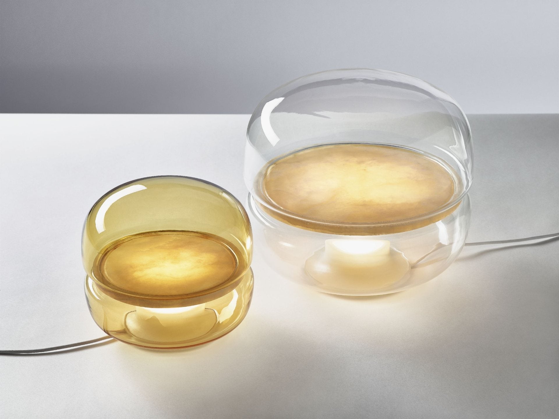 Makkaron -M -Tischlampe aufblasbares Glas mit Onyx